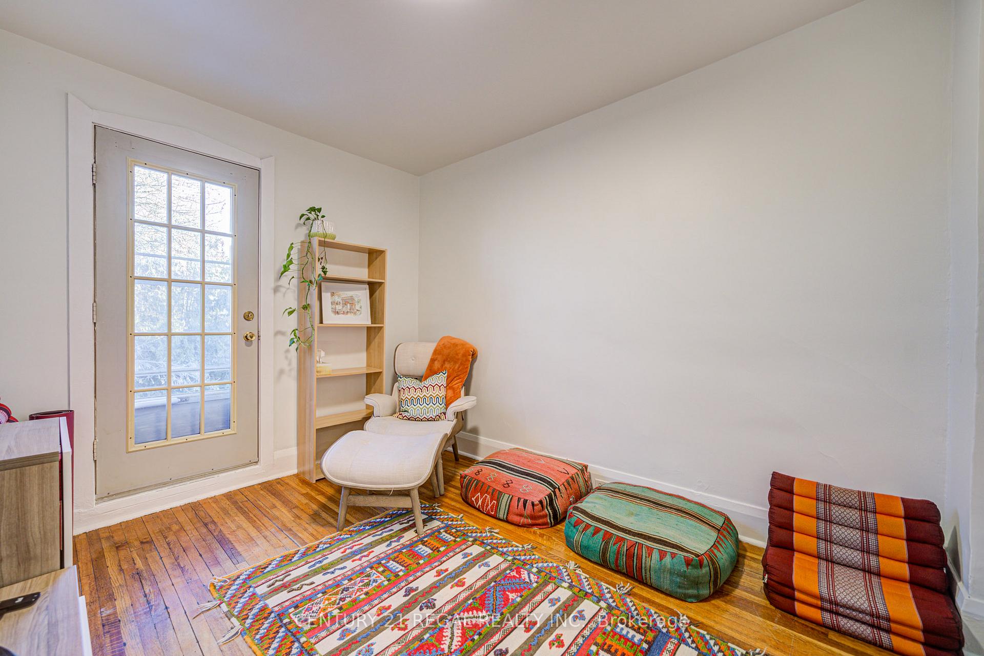 Photo 20 of 102 Frater Avenue, Toronto, East York — HOMEH