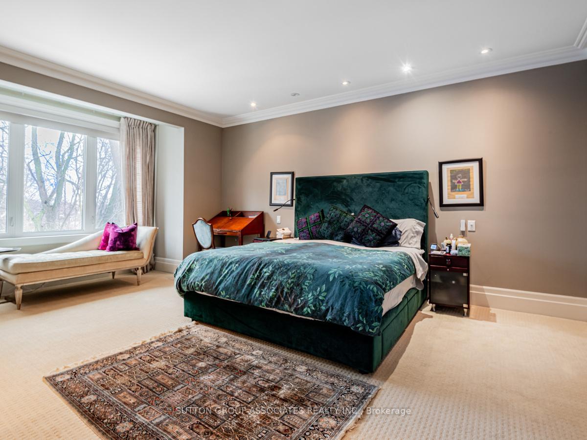 Photo 14 of 15 Glen Edyth Drive, Toronto, Casa Loma — HOMEH