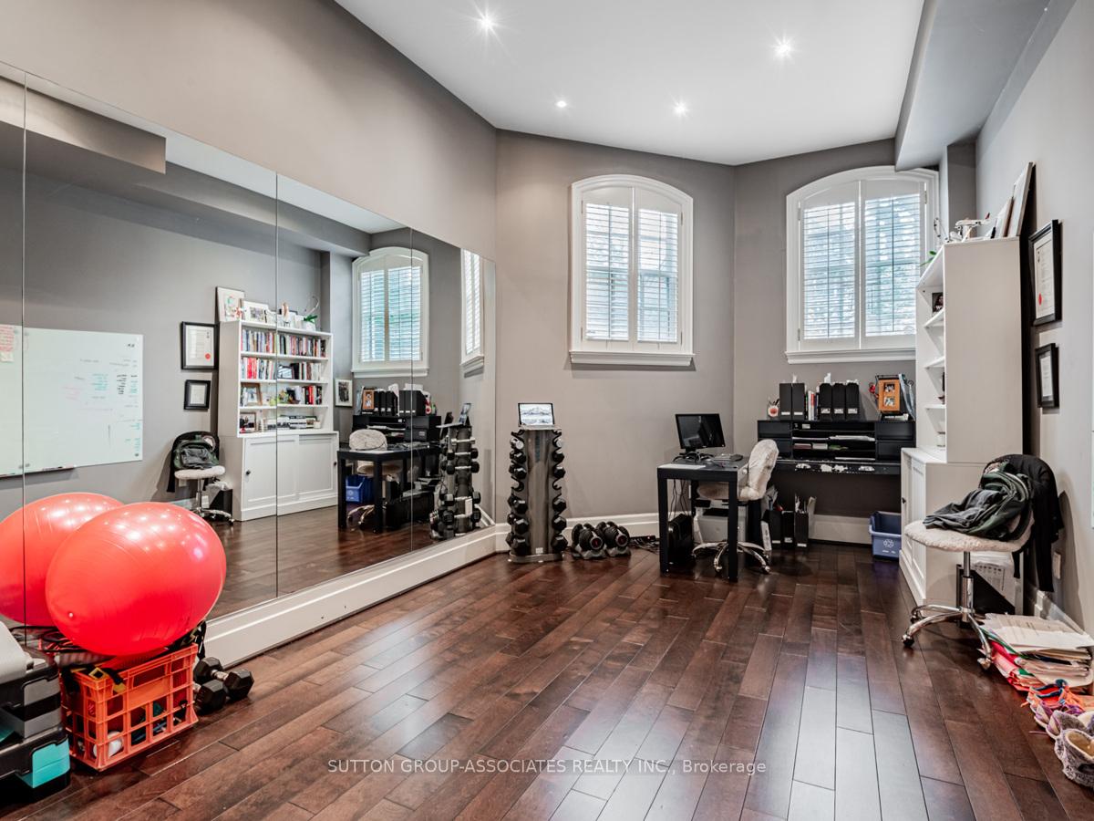 Photo 24 of 15 Glen Edyth Drive, Toronto, Casa Loma — HOMEH