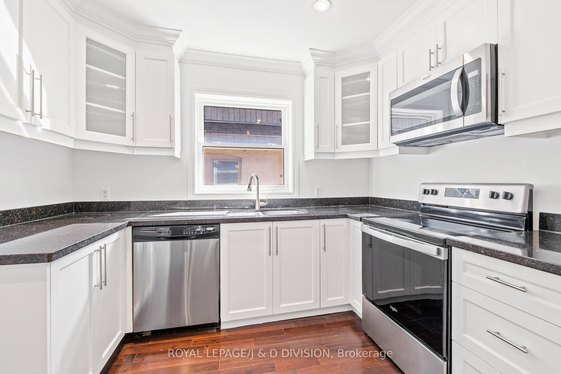 Photo 4 of Unit Second Floor, 3 Killarney Road, Toronto, Forest Hill South — HOMEH