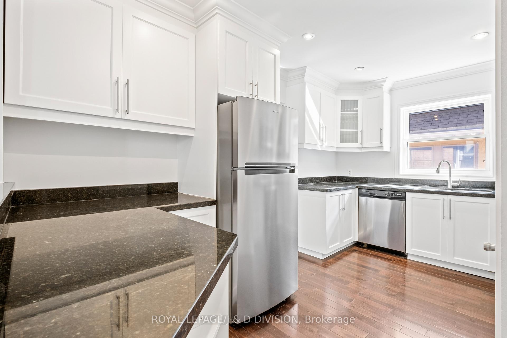 Photo 5 of Unit Second Floor, 3 Killarney Road, Toronto, Forest Hill South — HOMEH