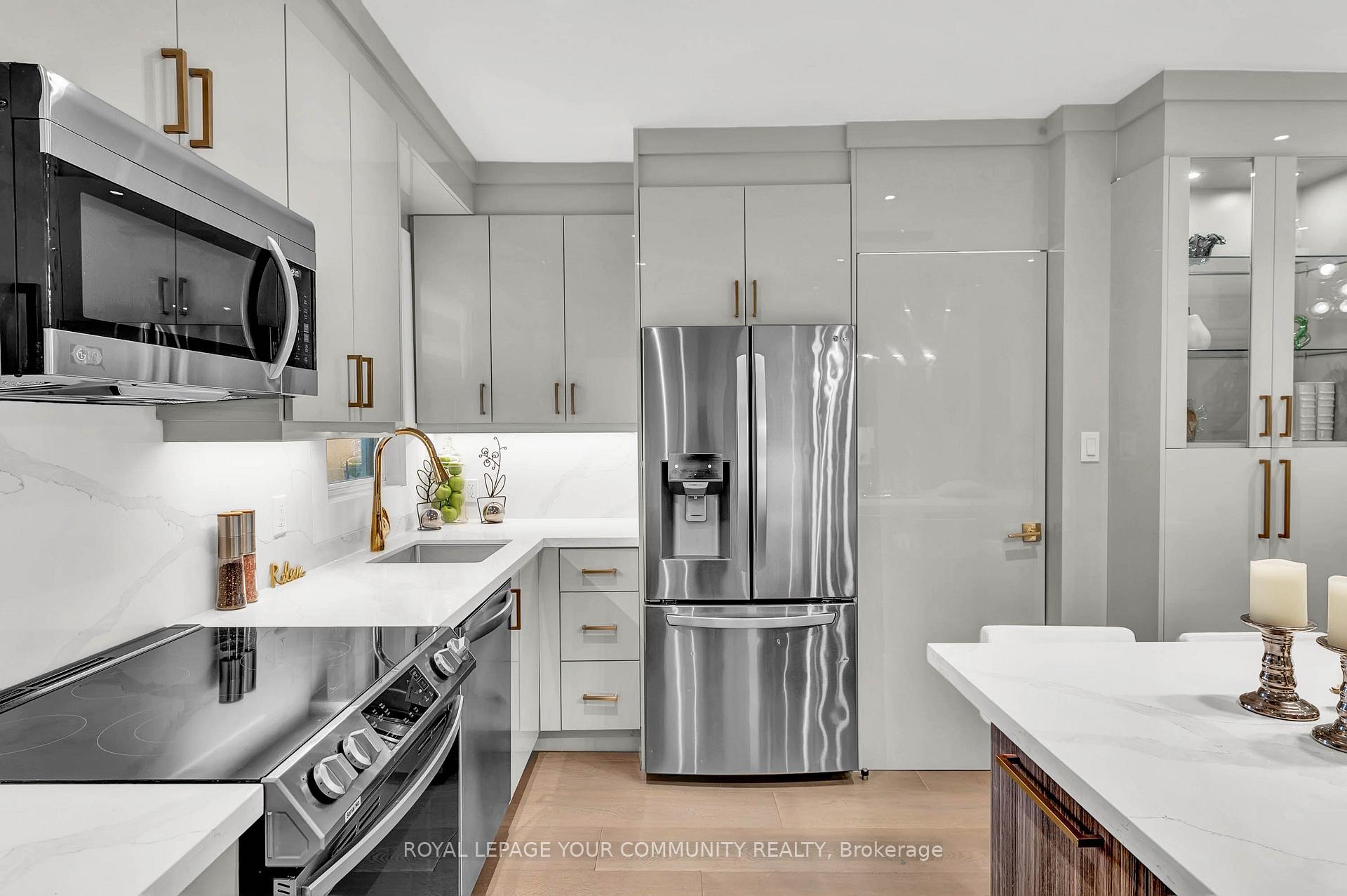 Photo 11 of 58 Ashbury Avenue, Toronto, Oakwood Village — HOMEH