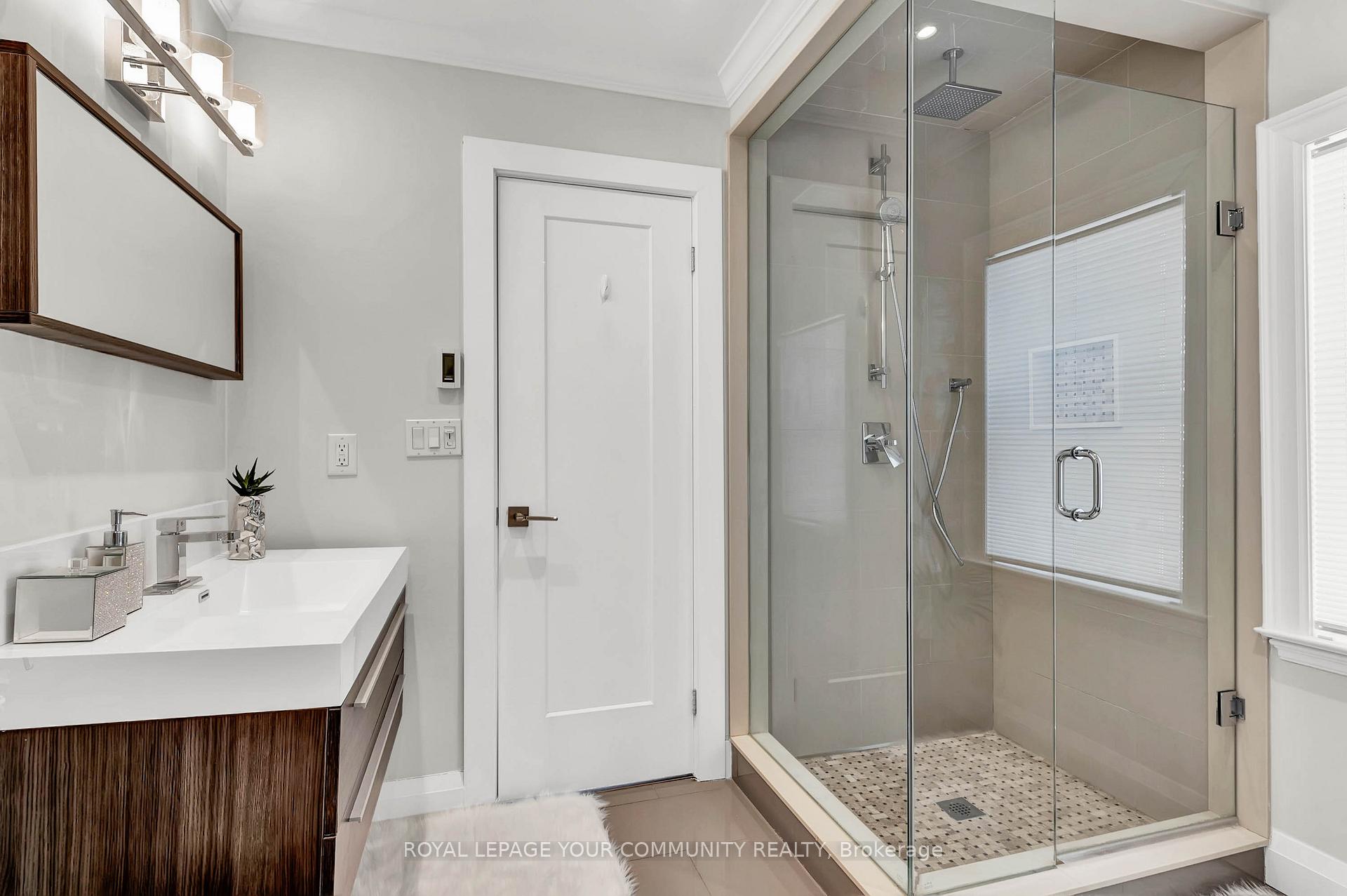 Photo 21 of 58 Ashbury Avenue, Toronto, Oakwood Village — HOMEH