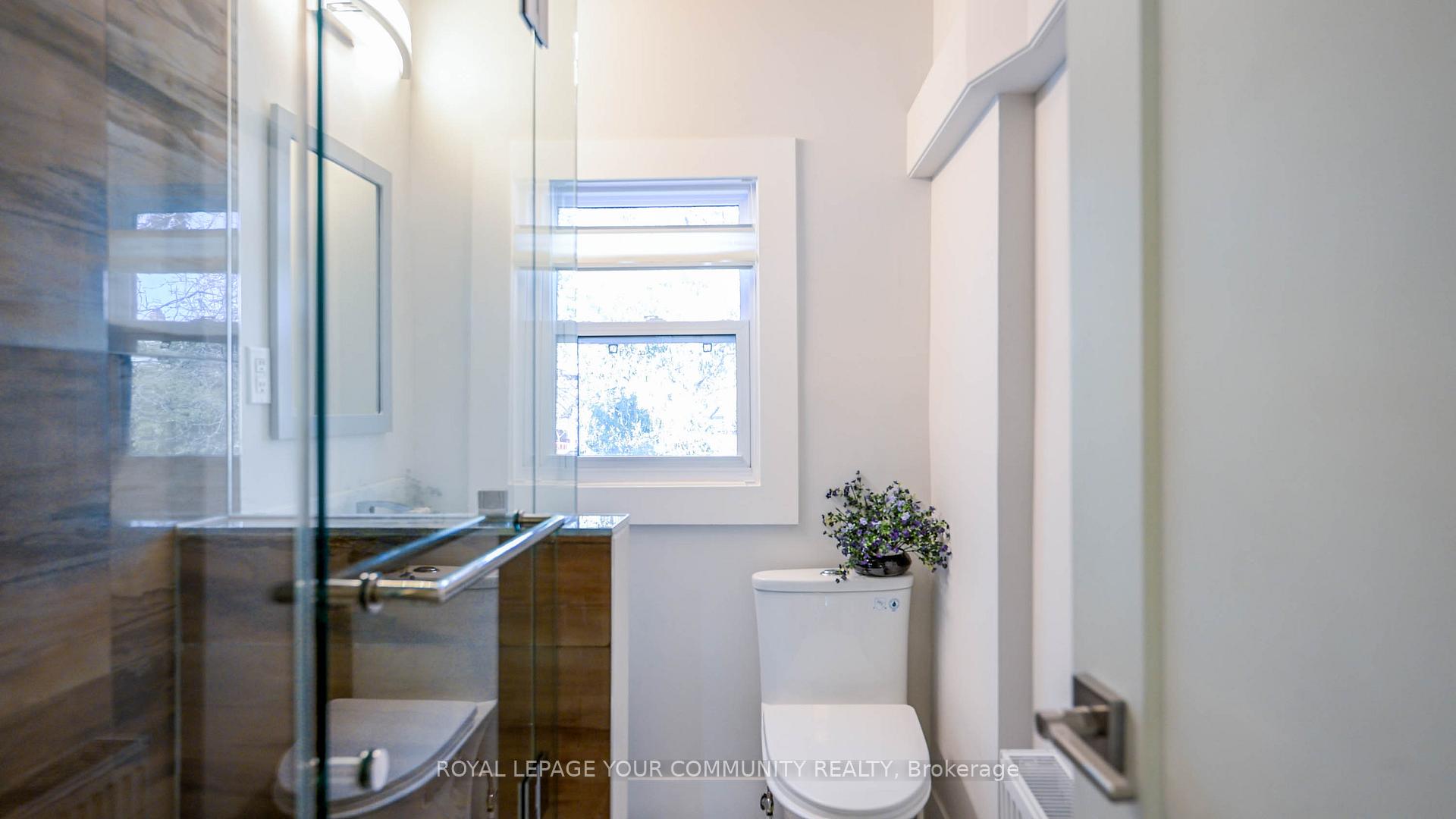 Photo 27 of 58 Ashbury Avenue, Toronto, Oakwood Village — HOMEH