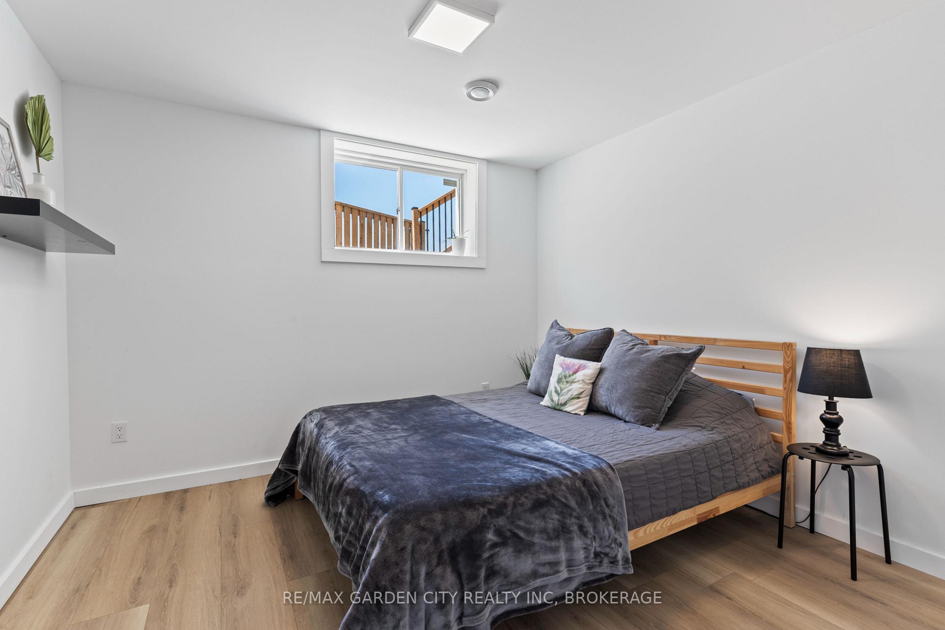 Photo 42 of 25 Ivy Crescent, Thorold, Confederation Heights — HOMEH
