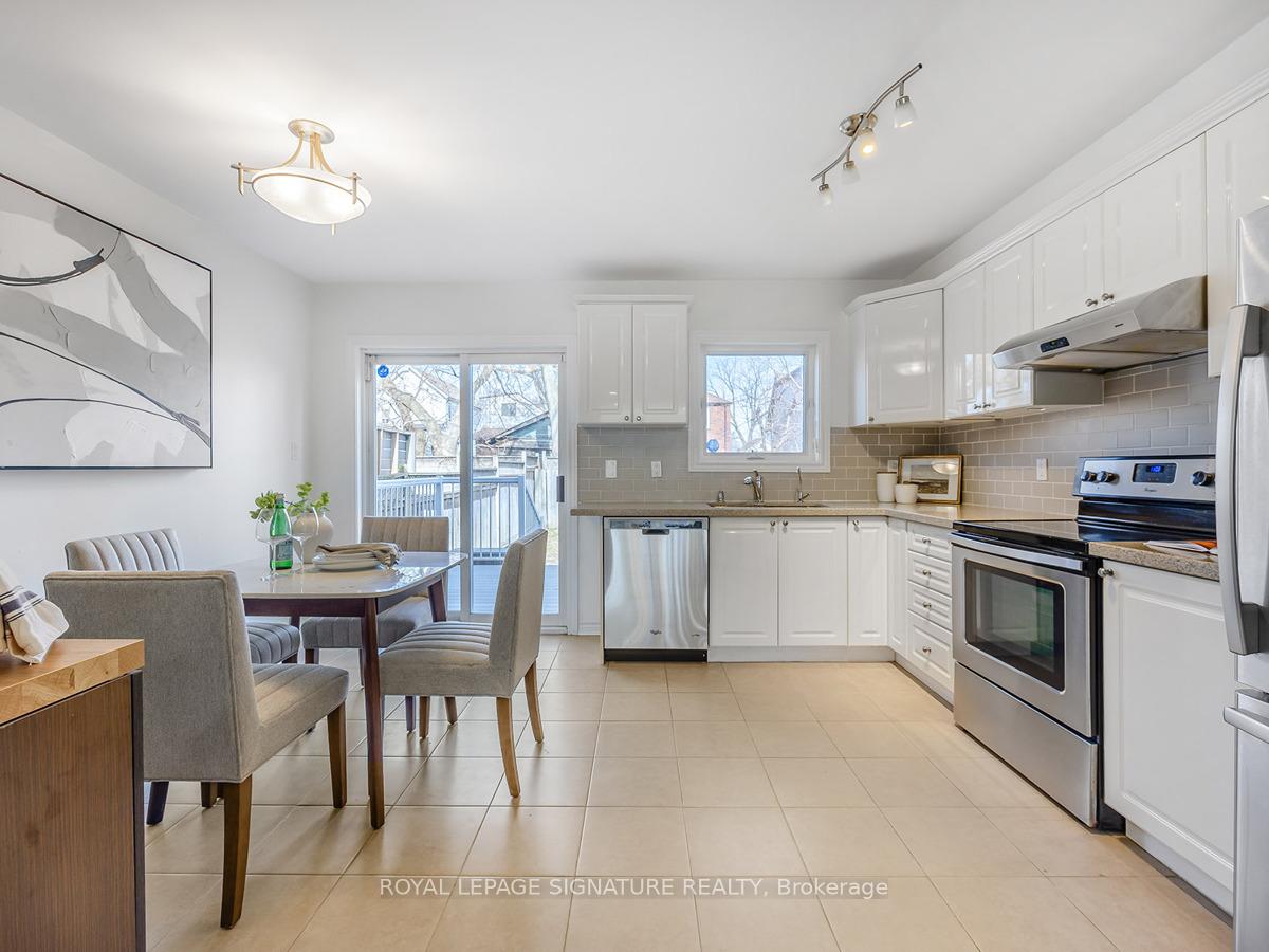Photo 9 of 132A Barker Avenue, Toronto, Woodbine-Lumsden — HOMEH