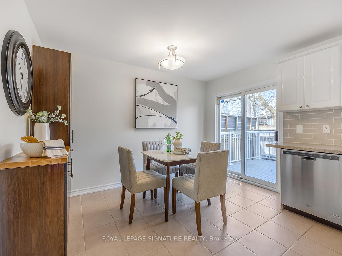 Photo 11 of 132A Barker Avenue, Toronto, Woodbine-Lumsden — HOMEH