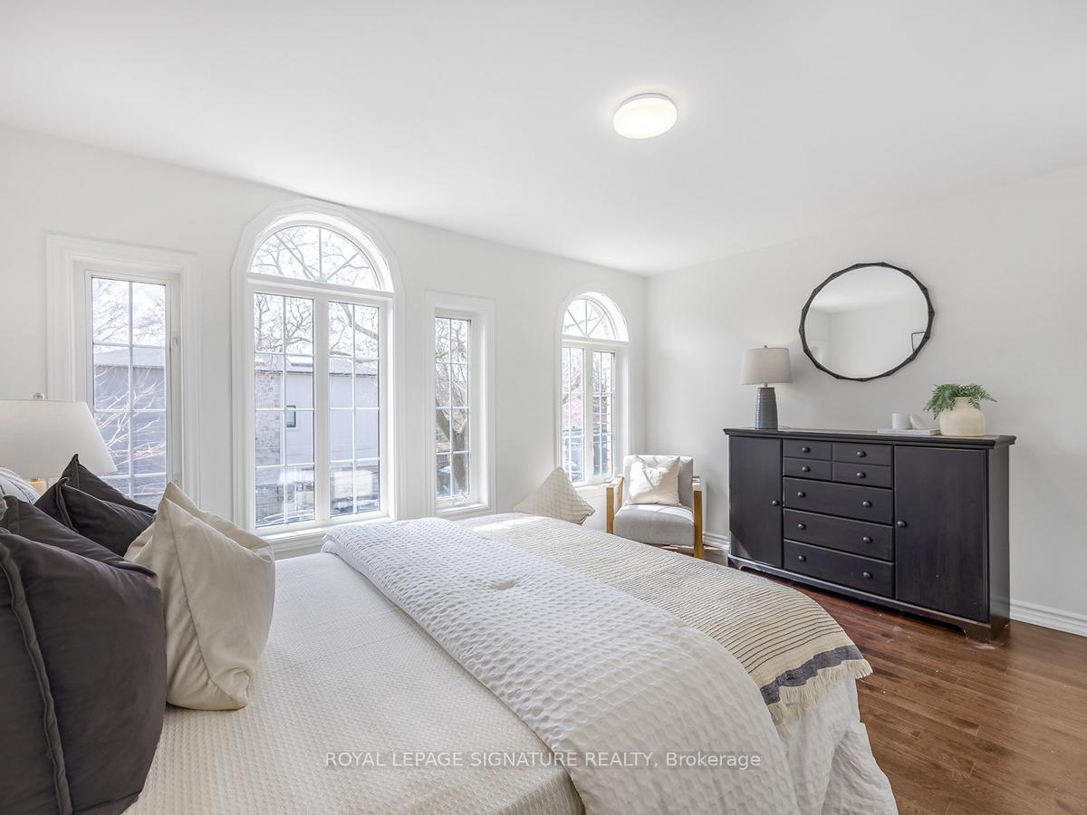 Photo 16 of 132A Barker Avenue, Toronto, Woodbine-Lumsden — HOMEH