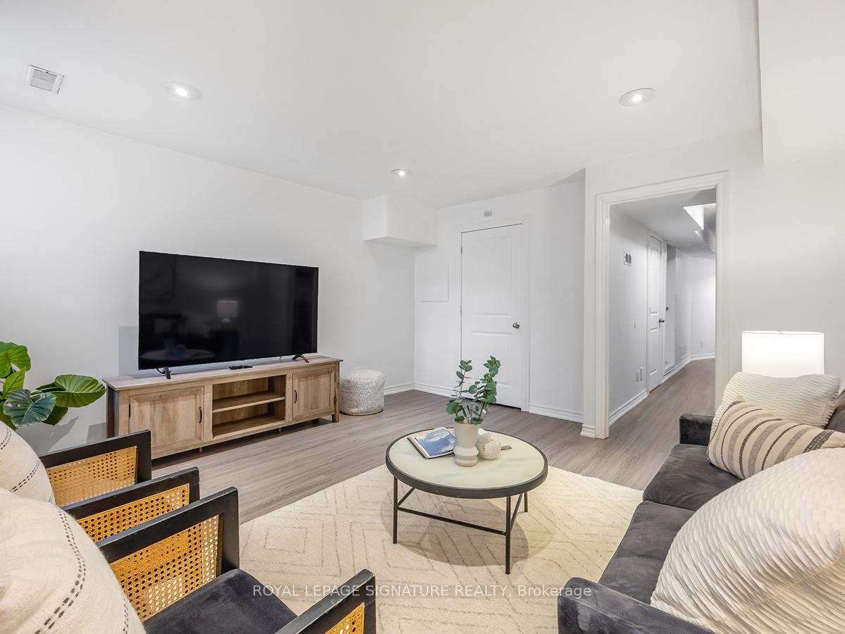 Photo 21 of 132A Barker Avenue, Toronto, Woodbine-Lumsden — HOMEH