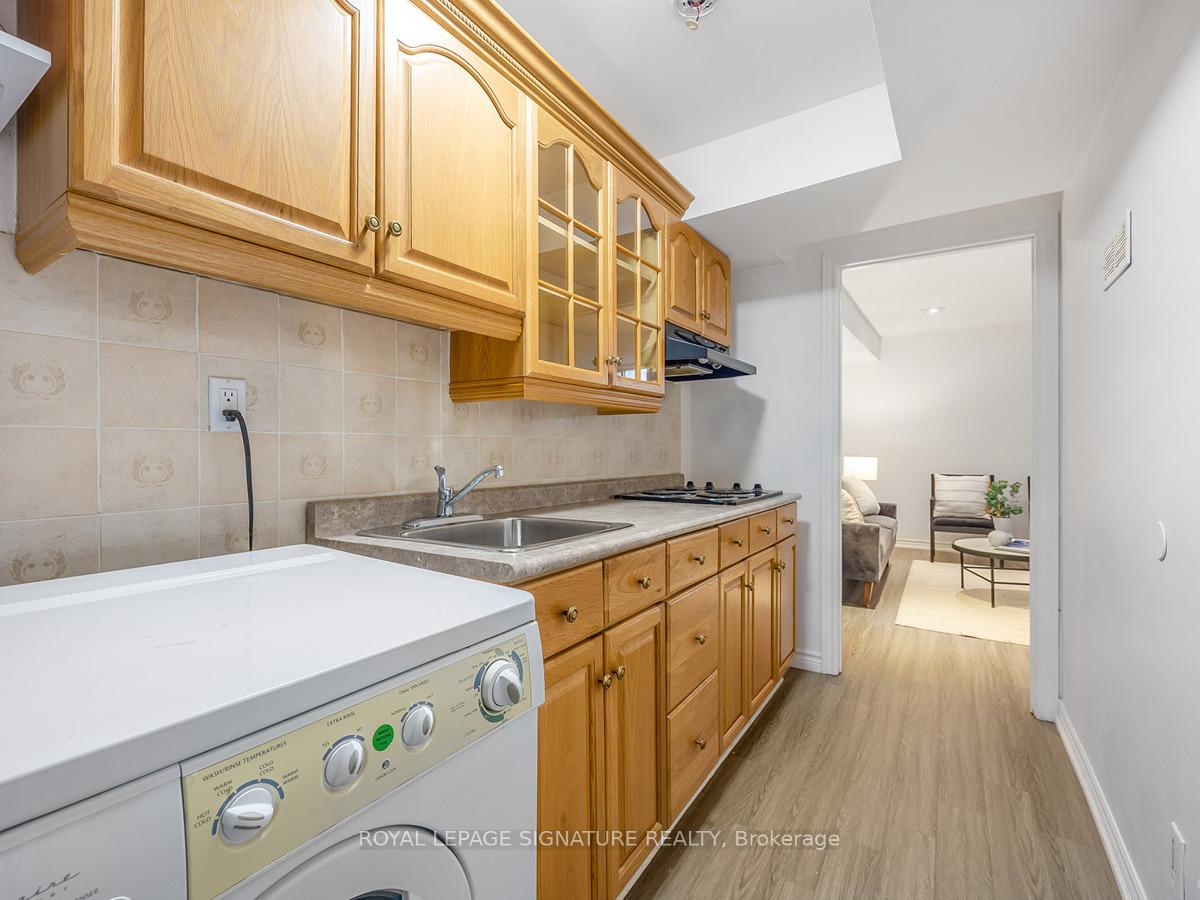Photo 23 of 132A Barker Avenue, Toronto, Woodbine-Lumsden — HOMEH