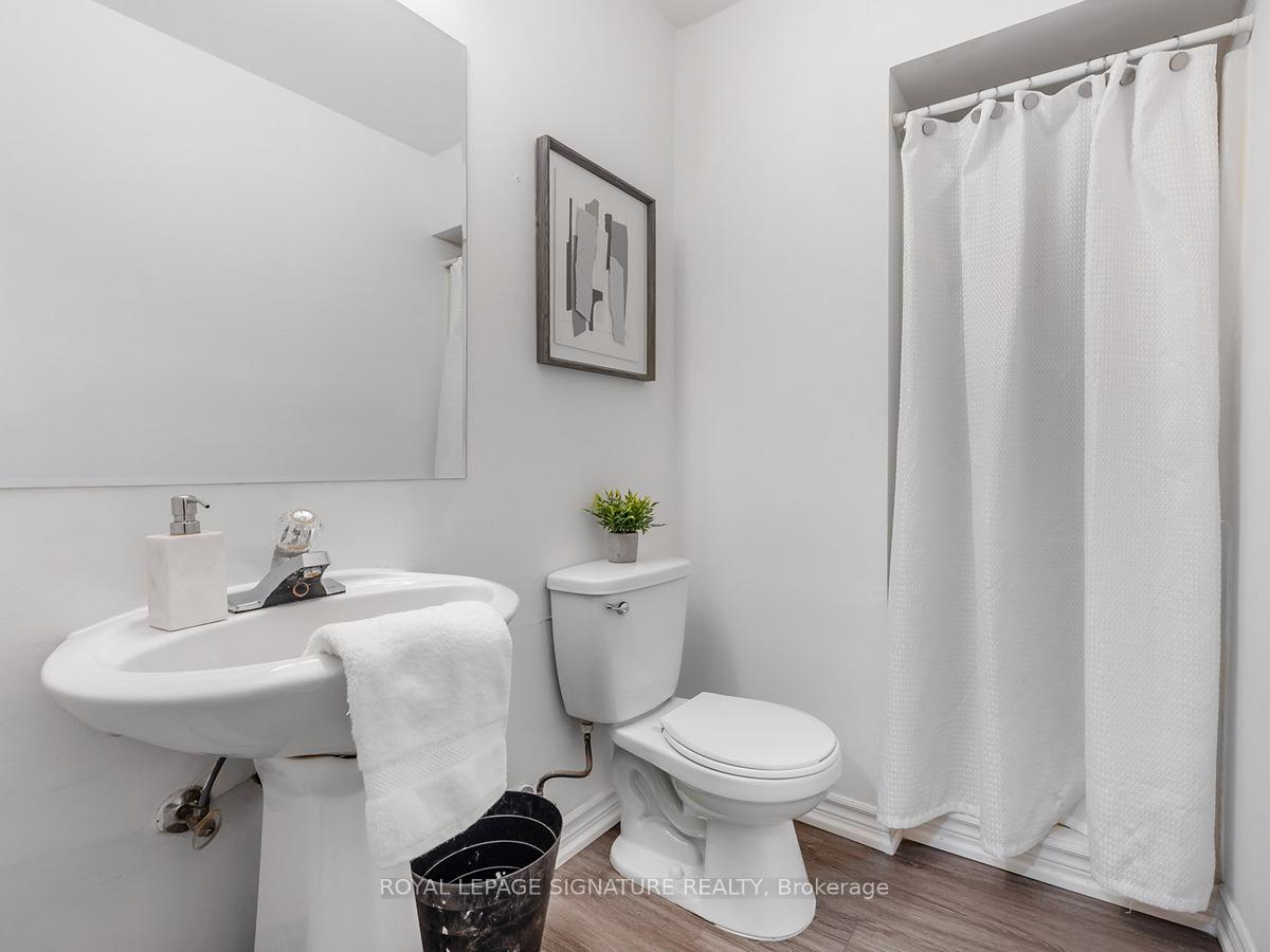 Photo 24 of 132A Barker Avenue, Toronto, Woodbine-Lumsden — HOMEH