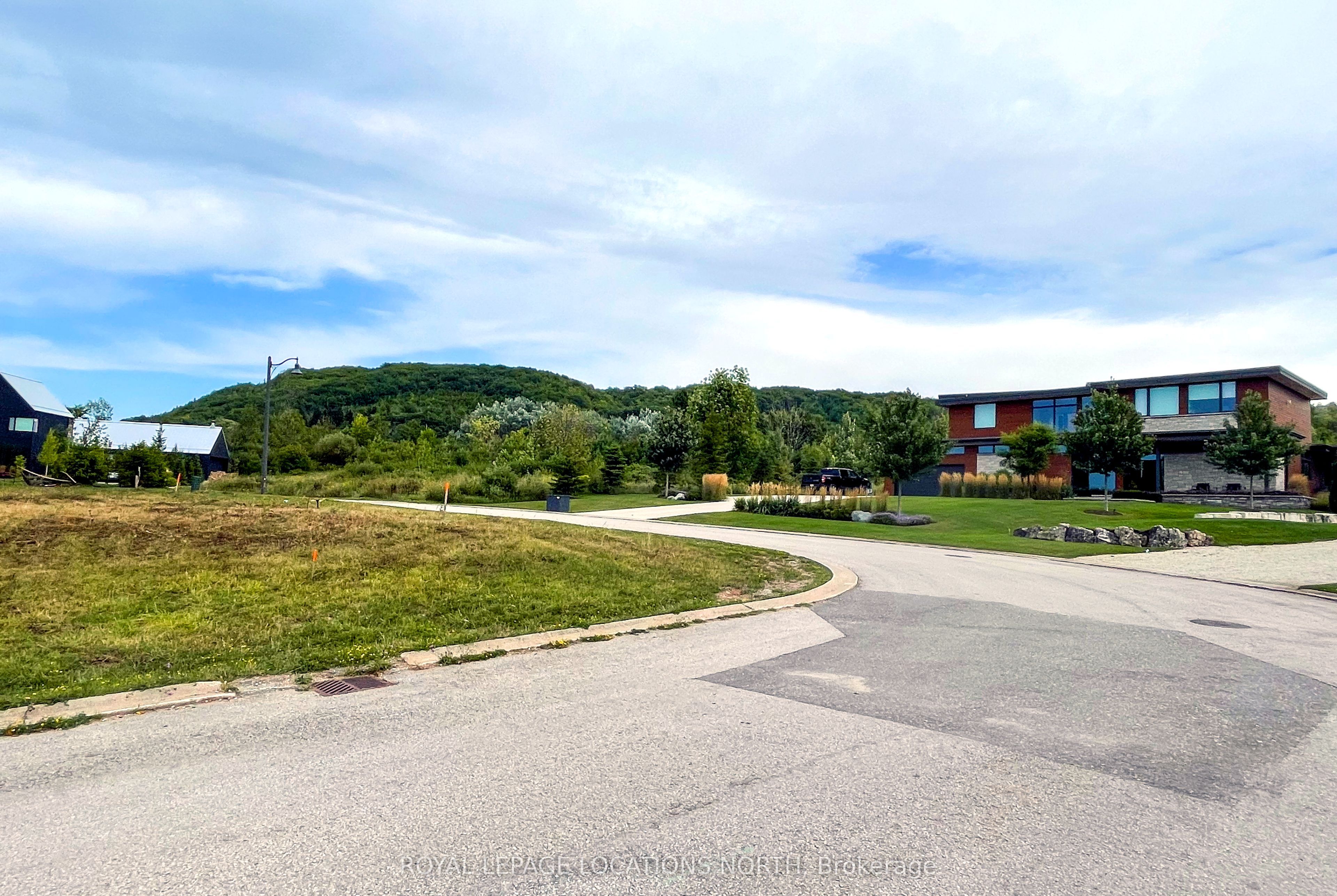 Photo 63 of 121 Maryward Crescent, Blue Mountains — HOMEH