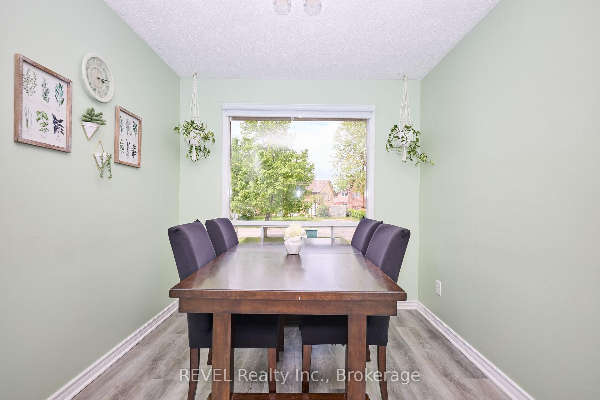 Photo 14 of 8 Baxter Crescent, Thorold, Confederation Heights — HOMEH
