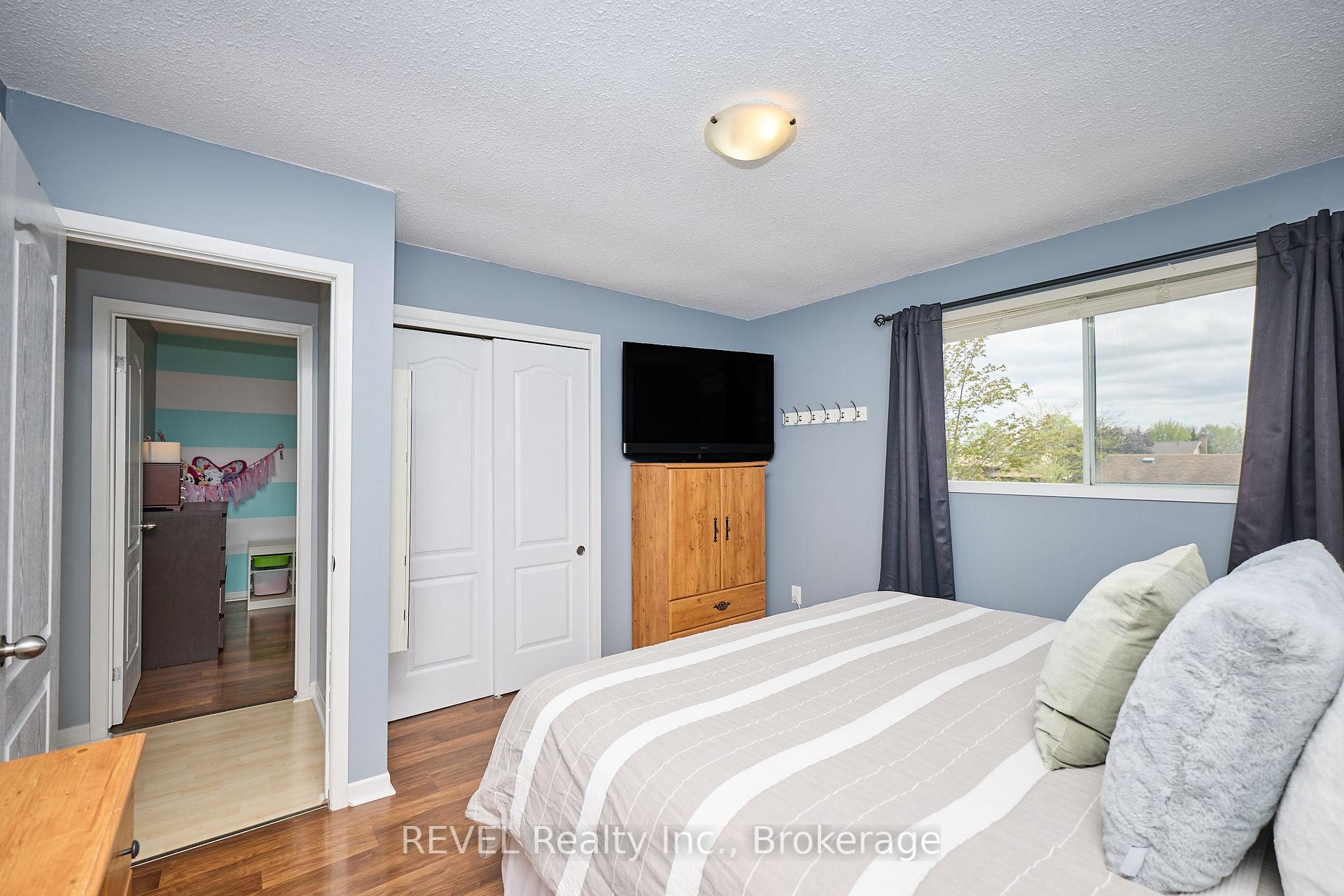 Photo 19 of 8 Baxter Crescent, Thorold, Confederation Heights — HOMEH