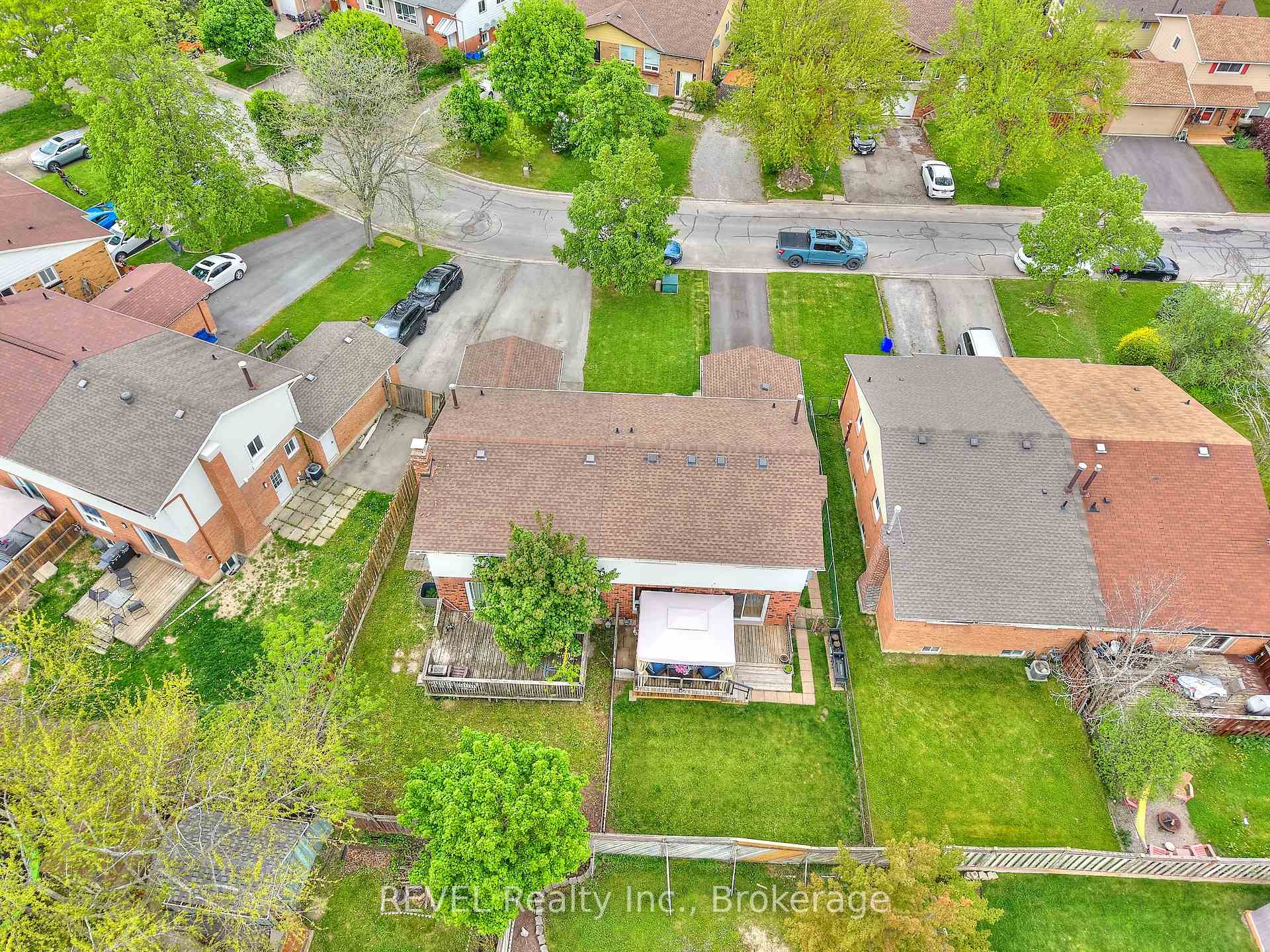 Photo 37 of 8 Baxter Crescent, Thorold, Confederation Heights — HOMEH