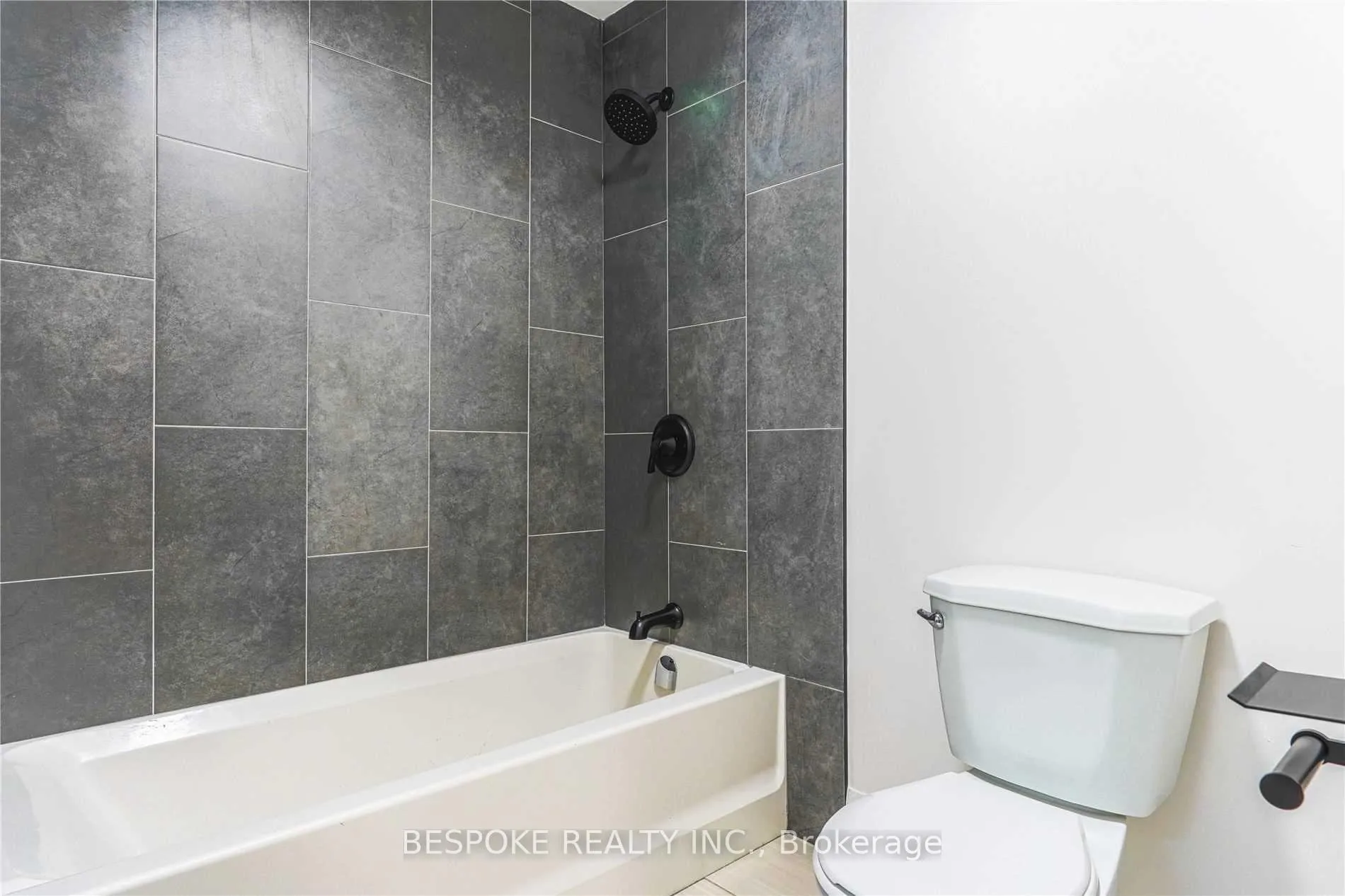 Photo 8 of Unit Bsmt, 152 Rosehill Boulevard, Oshawa, McLaughlin — HOMEH