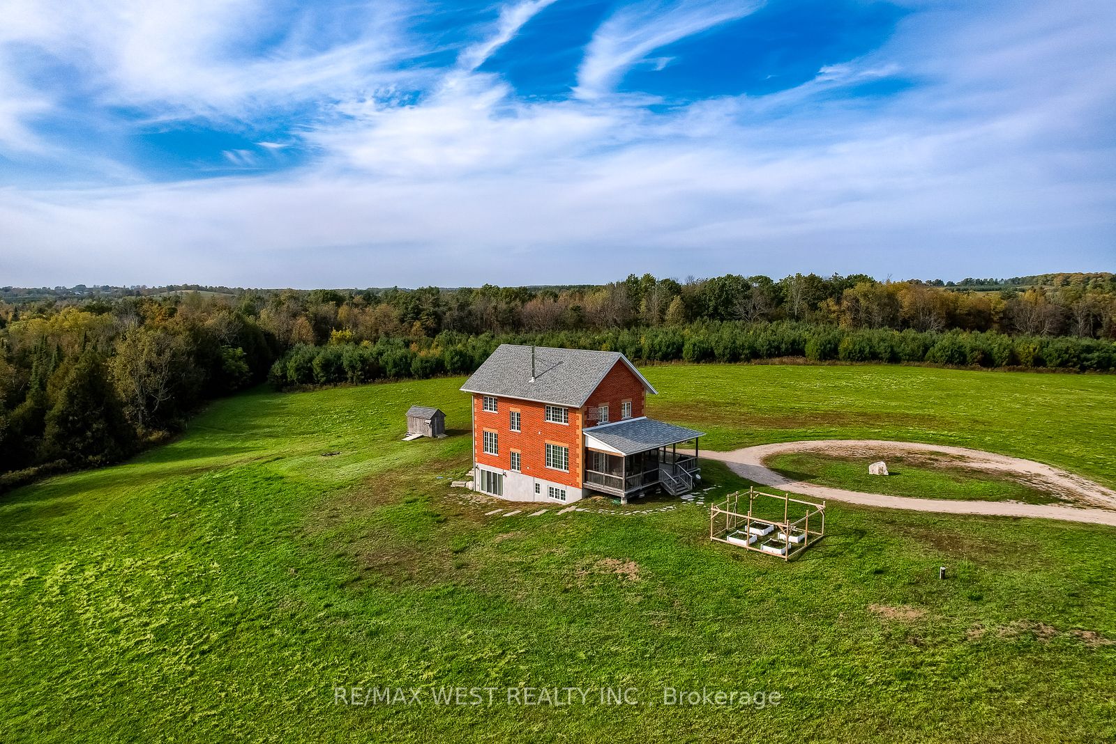 Photo 49 of 640 Highpoint Side Road, Caledon, Alton — HOMEH