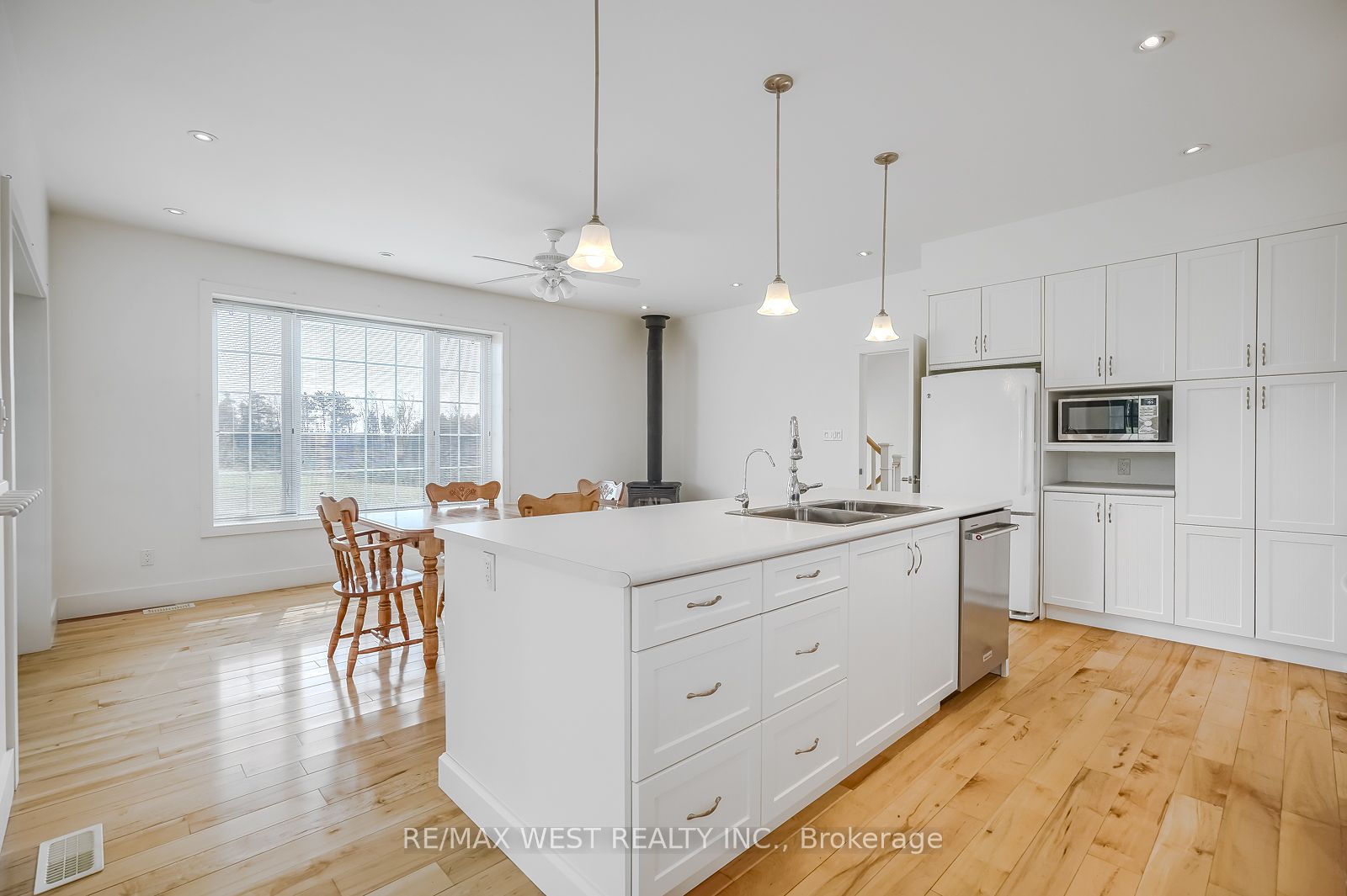 Photo 64 of 640 Highpoint Side Road, Caledon, Alton — HOMEH