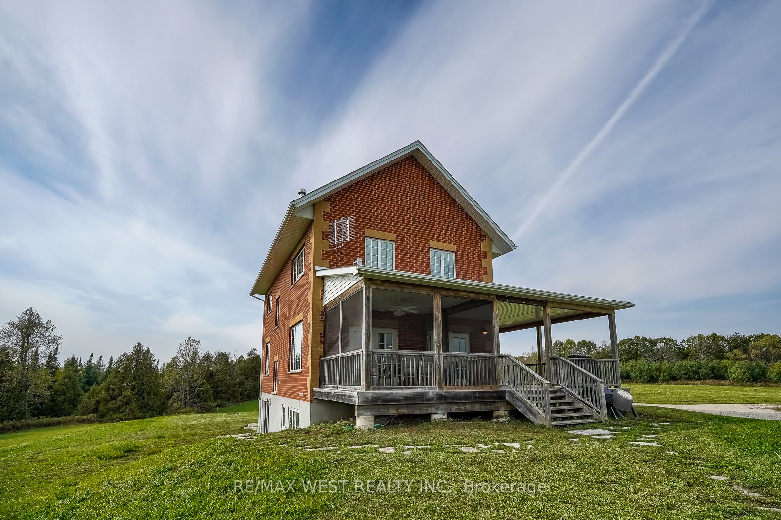 Photo 50 of 640 Highpoint Side Road, Caledon, Alton — HOMEH