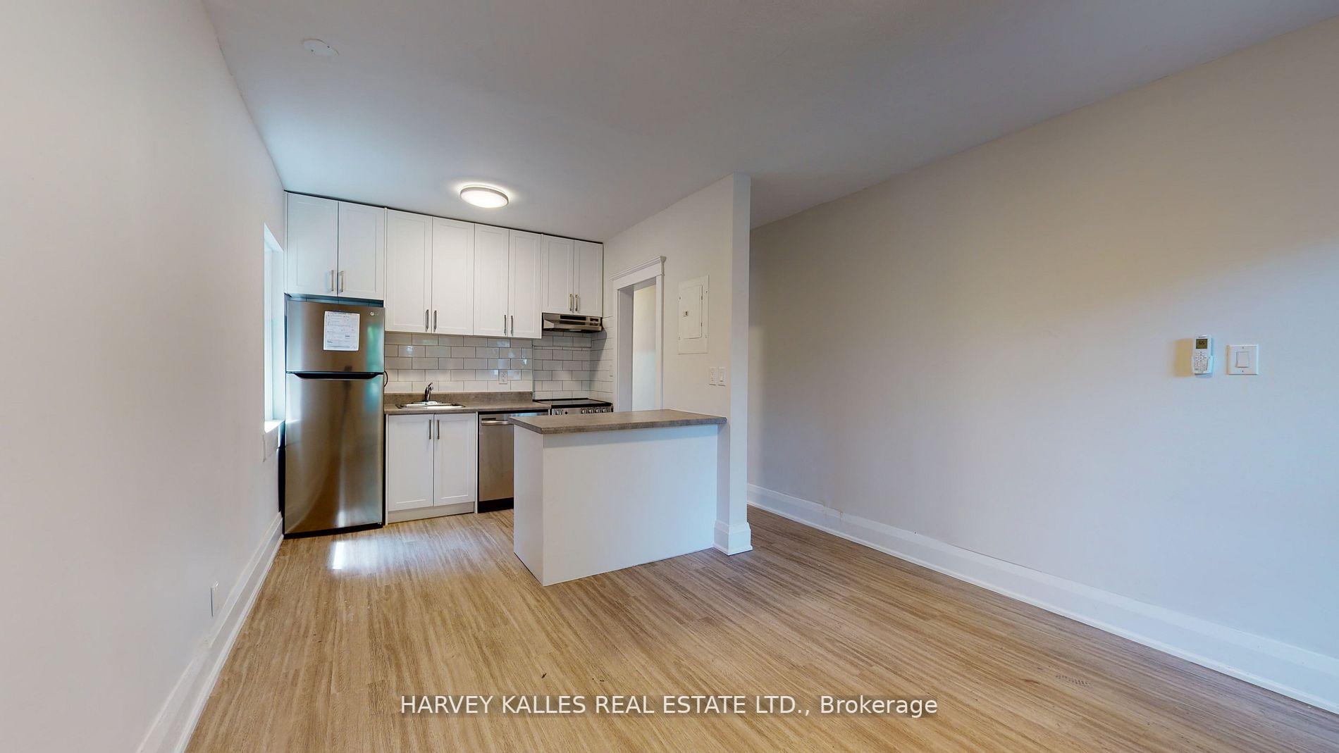 Photo 4 of Unit 3, 1065 Bathurst Street, Toronto, The Annex — HOMEH