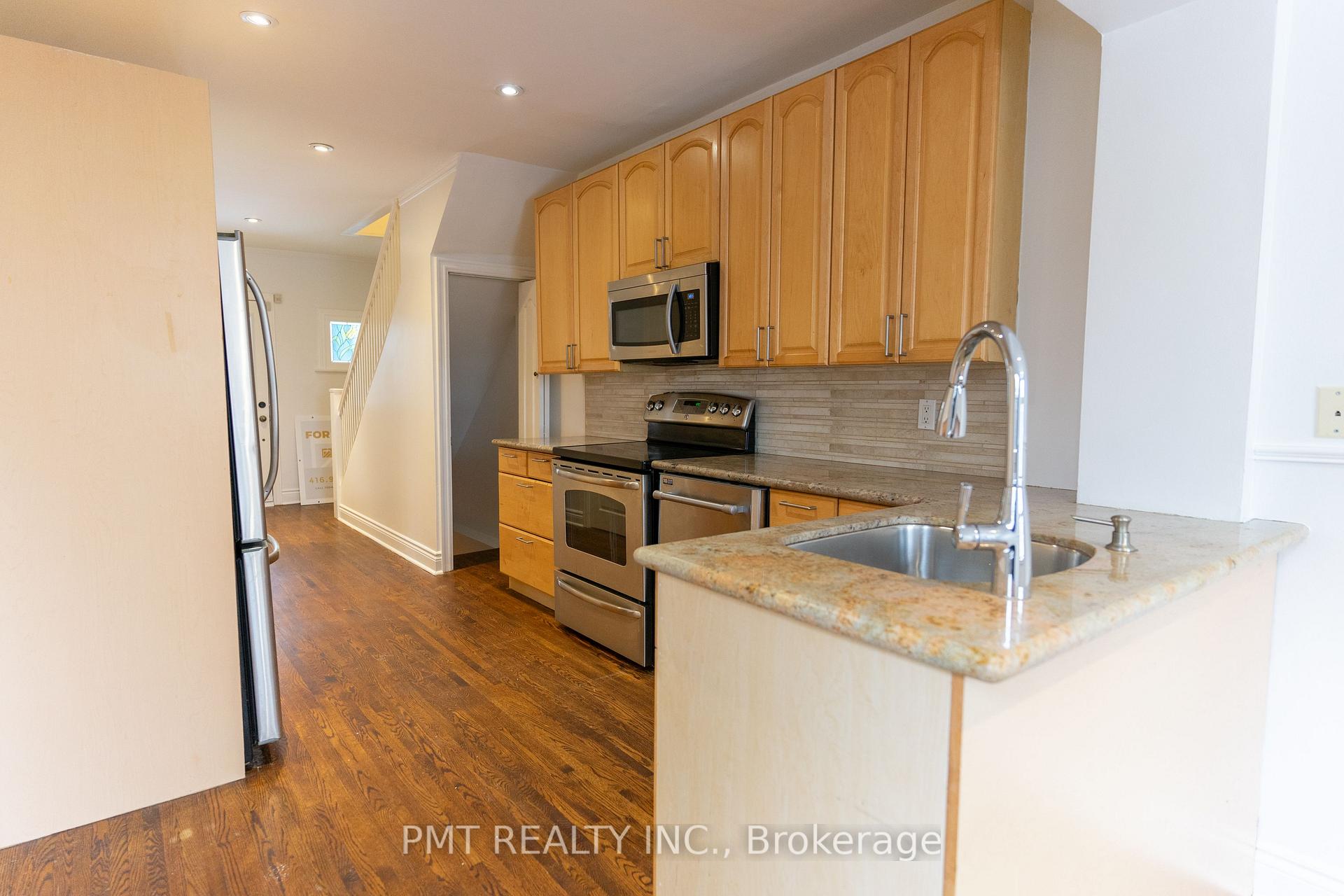 Photo 6 of 238 Woodfield Road, Toronto, Greenwood-Coxwell — HOMEH