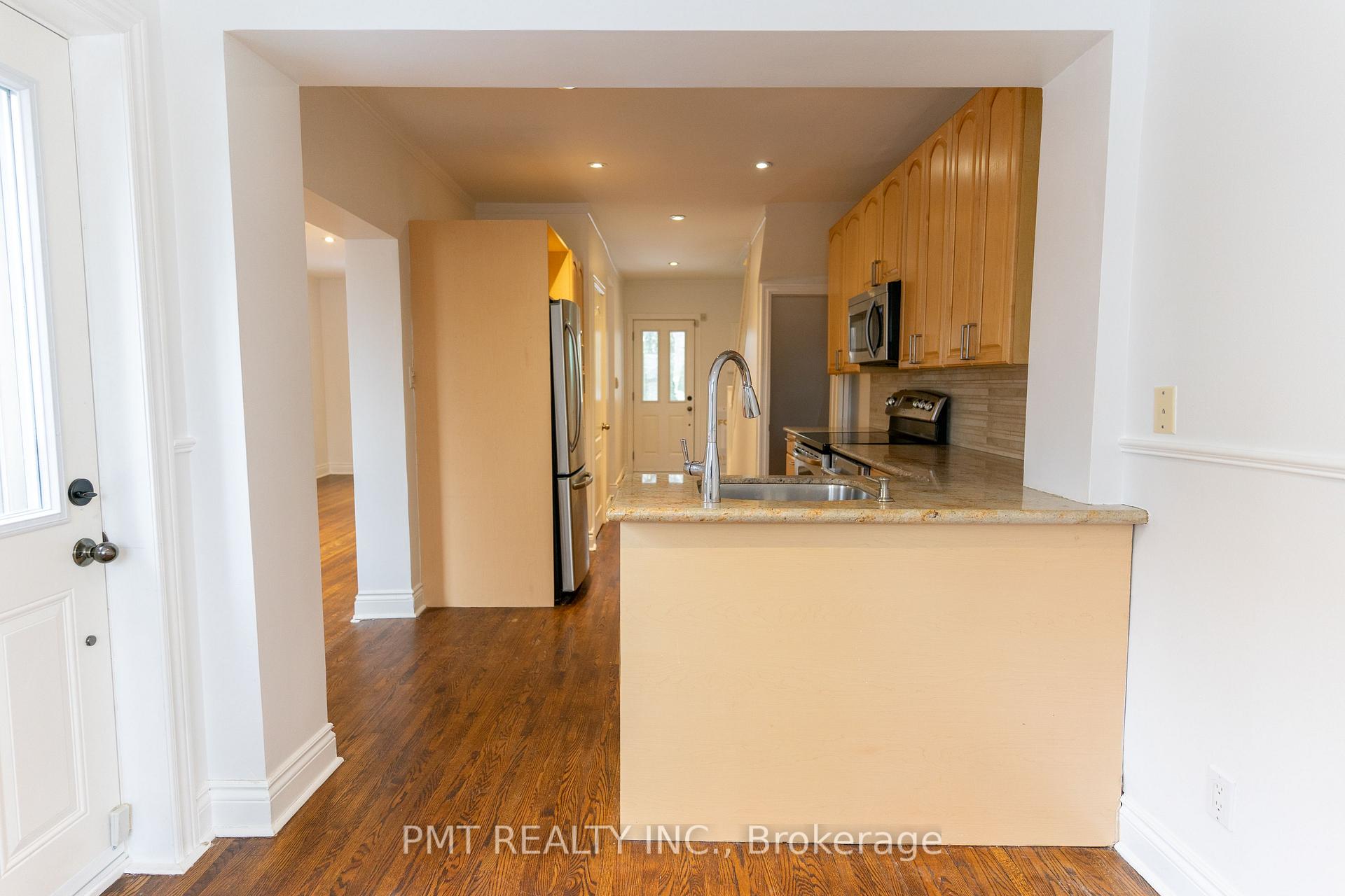 Photo 7 of 238 Woodfield Road, Toronto, Greenwood-Coxwell — HOMEH