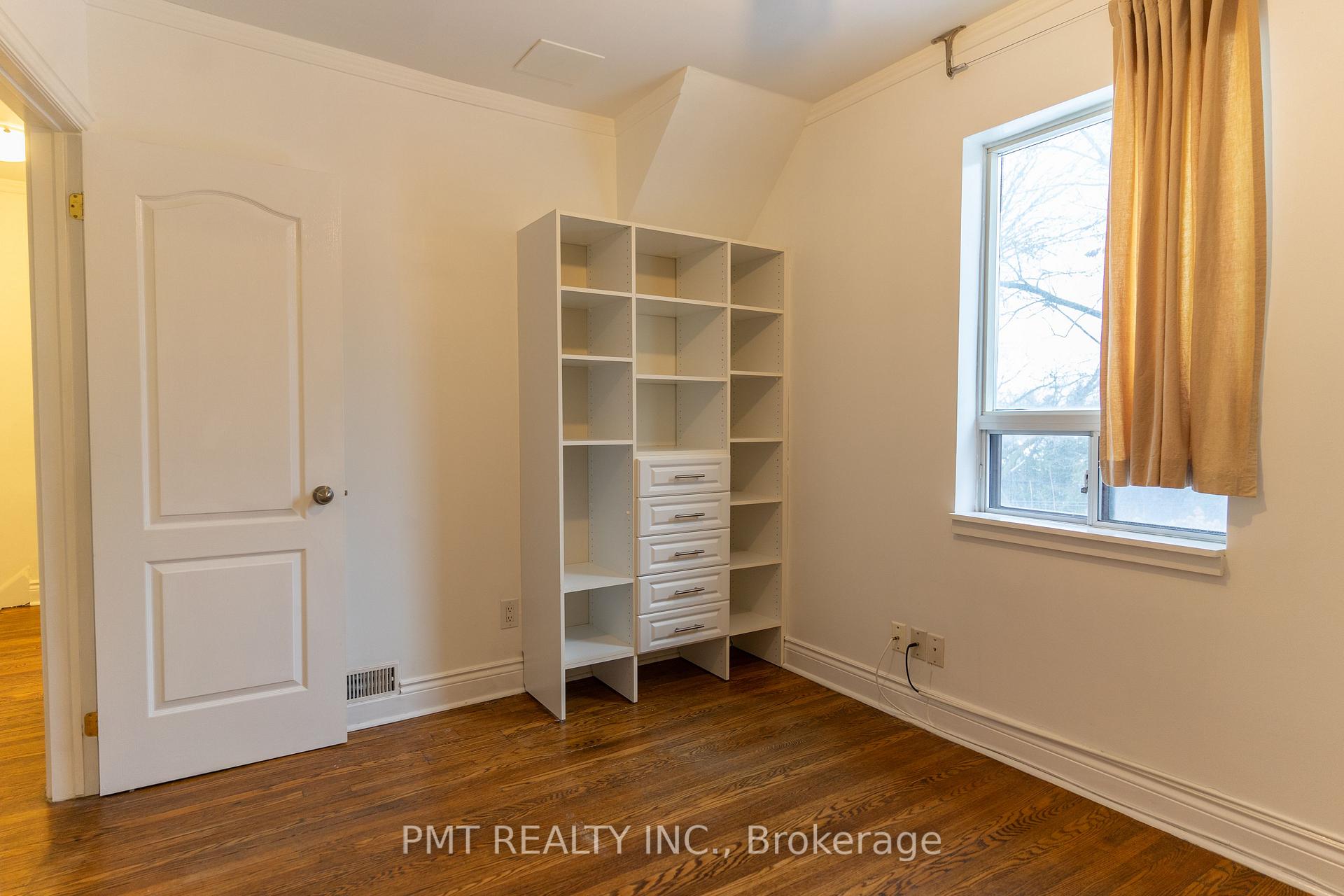 Photo 14 of 238 Woodfield Road, Toronto, Greenwood-Coxwell — HOMEH