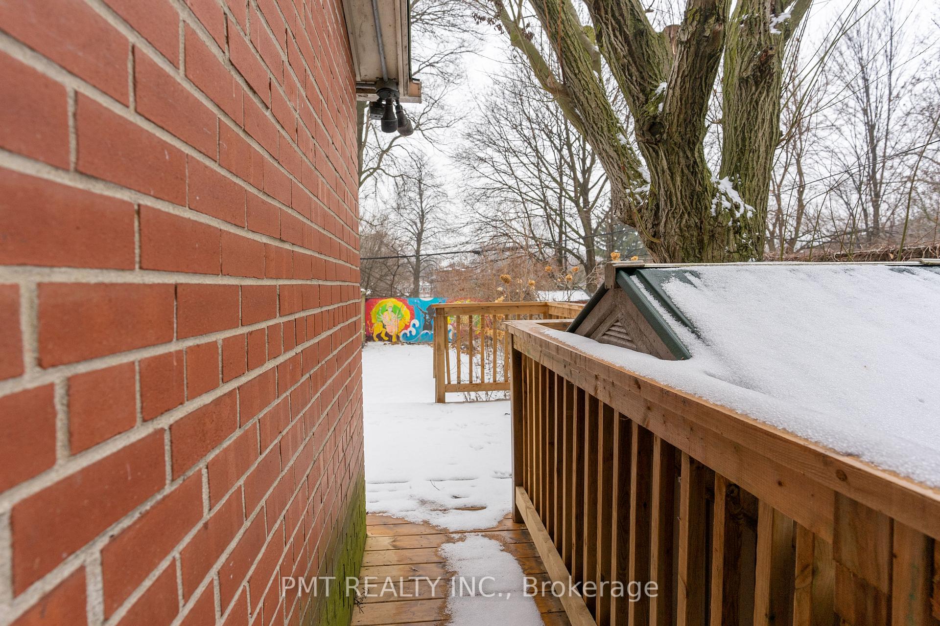 Photo 35 of 238 Woodfield Road, Toronto, Greenwood-Coxwell — HOMEH