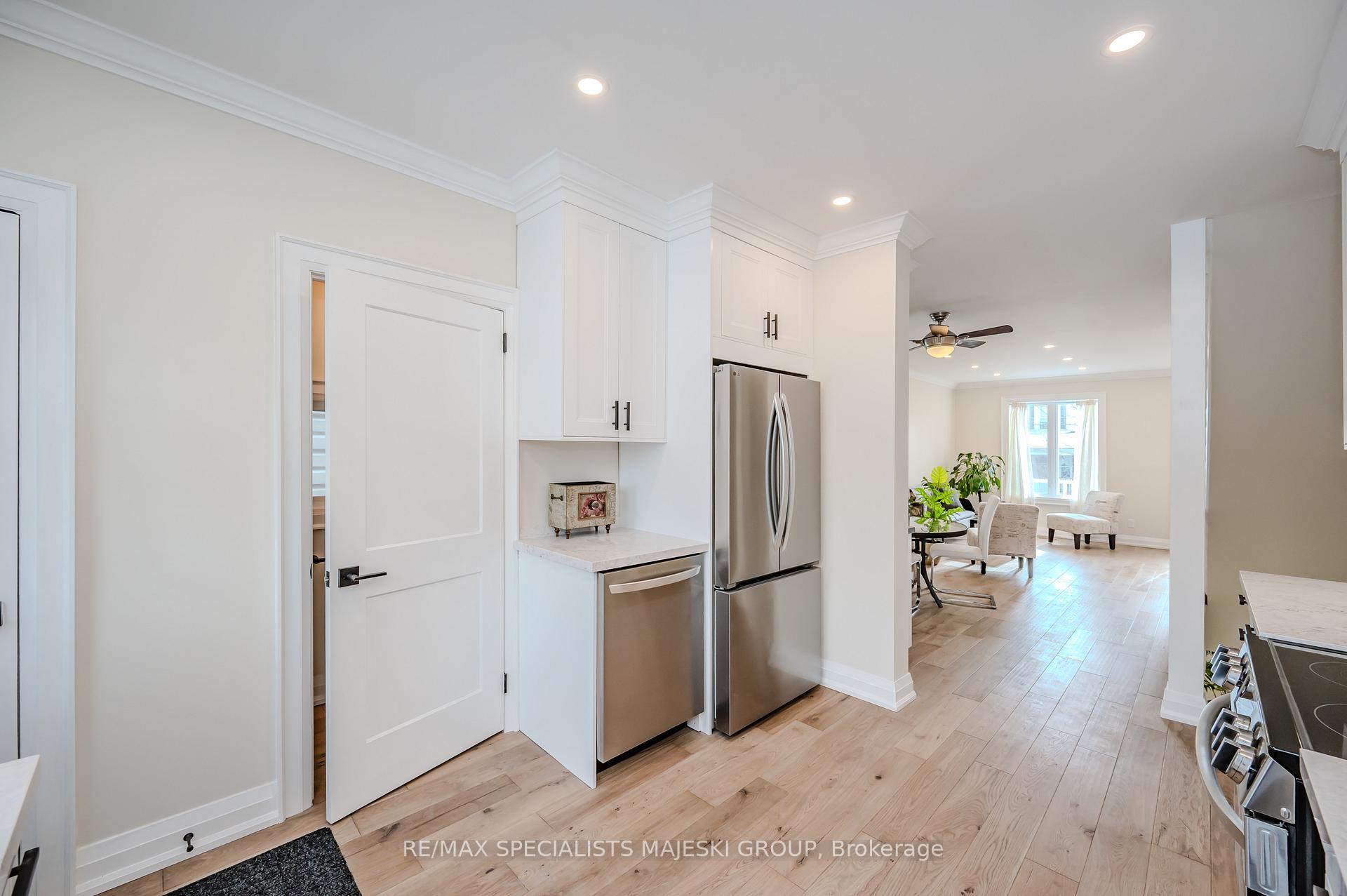 Photo 11 of 262 Withrow Avenue, Toronto, North Riverdale — HOMEH