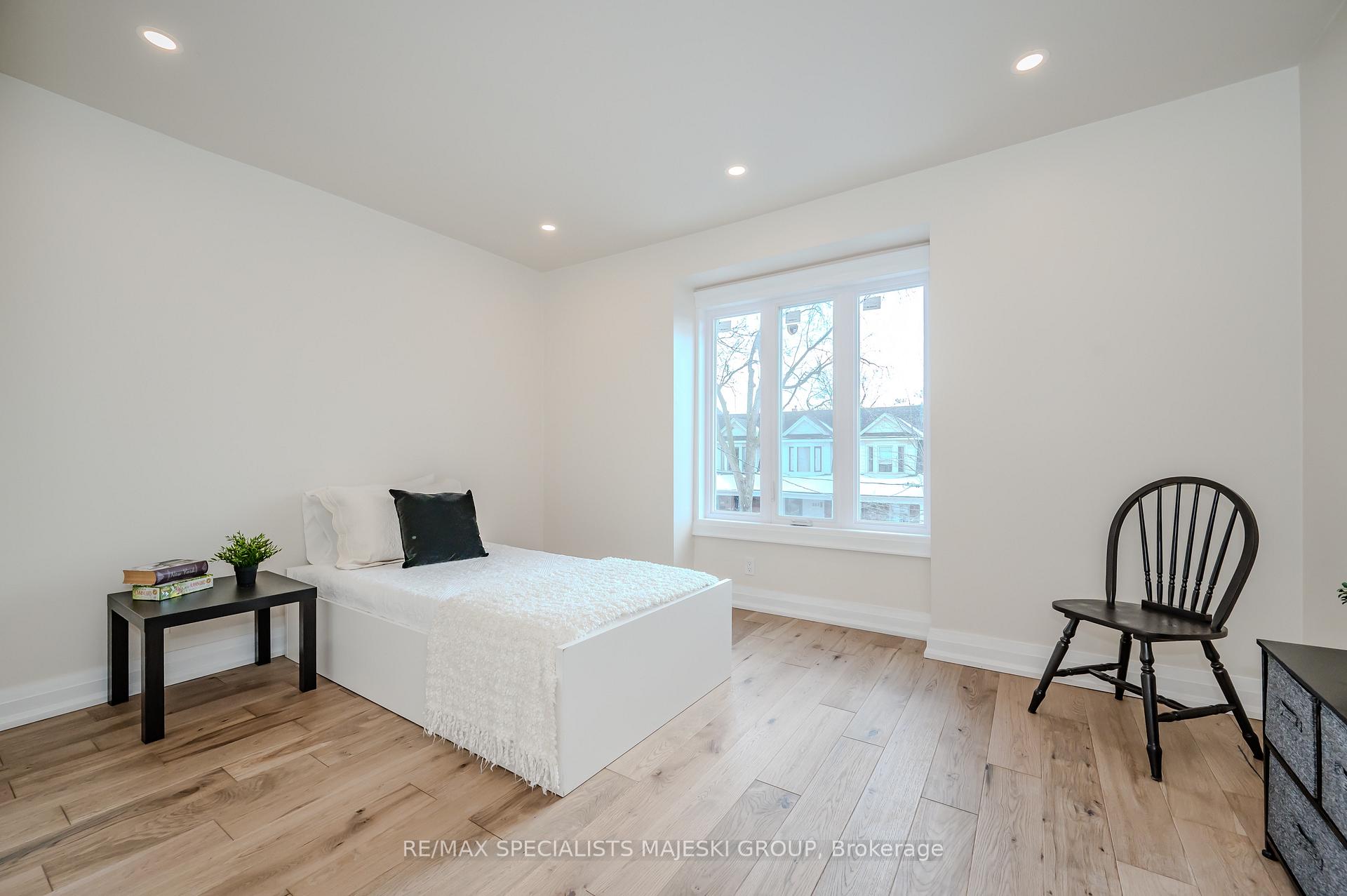 Photo 15 of 262 Withrow Avenue, Toronto, North Riverdale — HOMEH