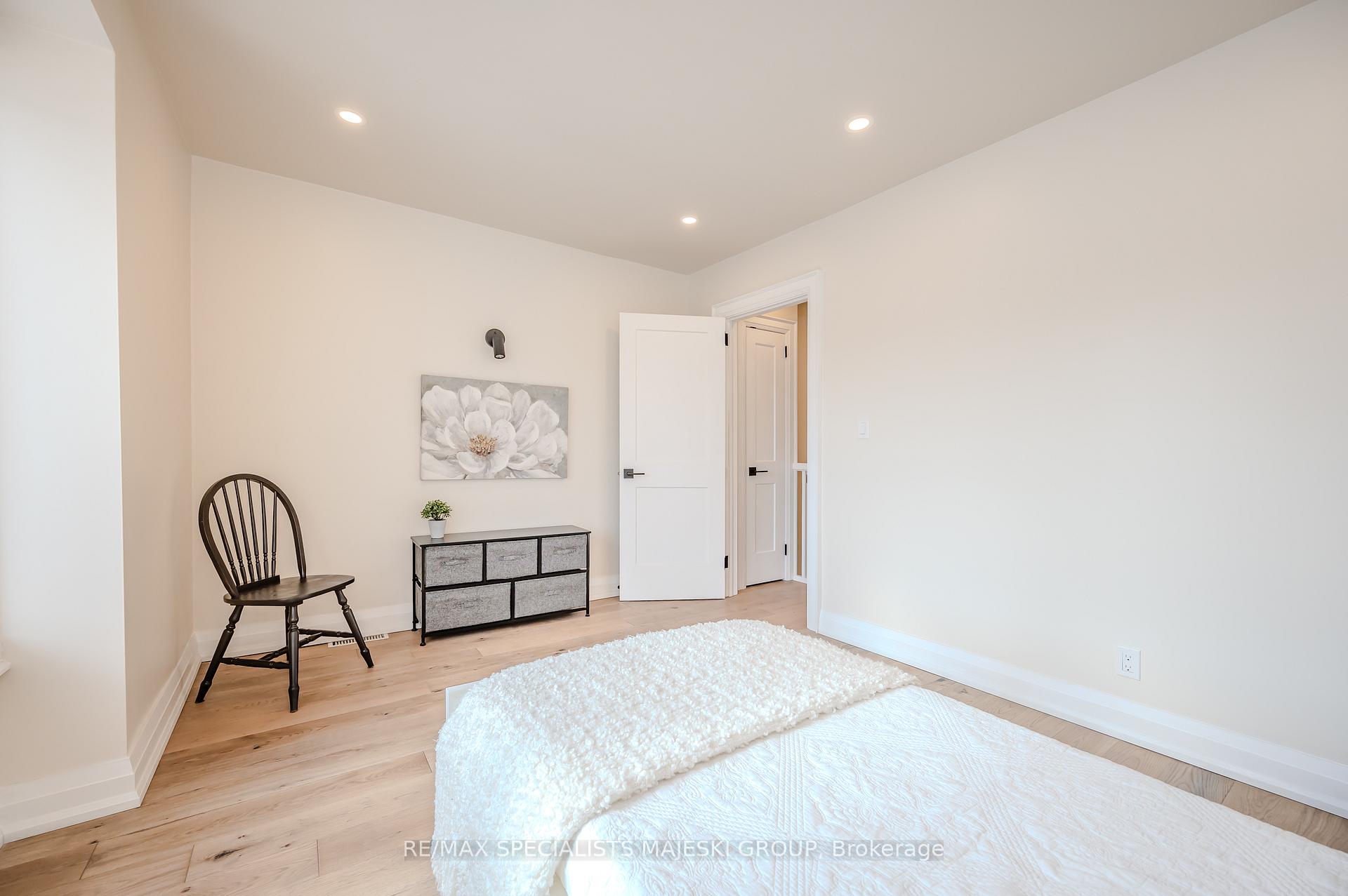 Photo 16 of 262 Withrow Avenue, Toronto, North Riverdale — HOMEH