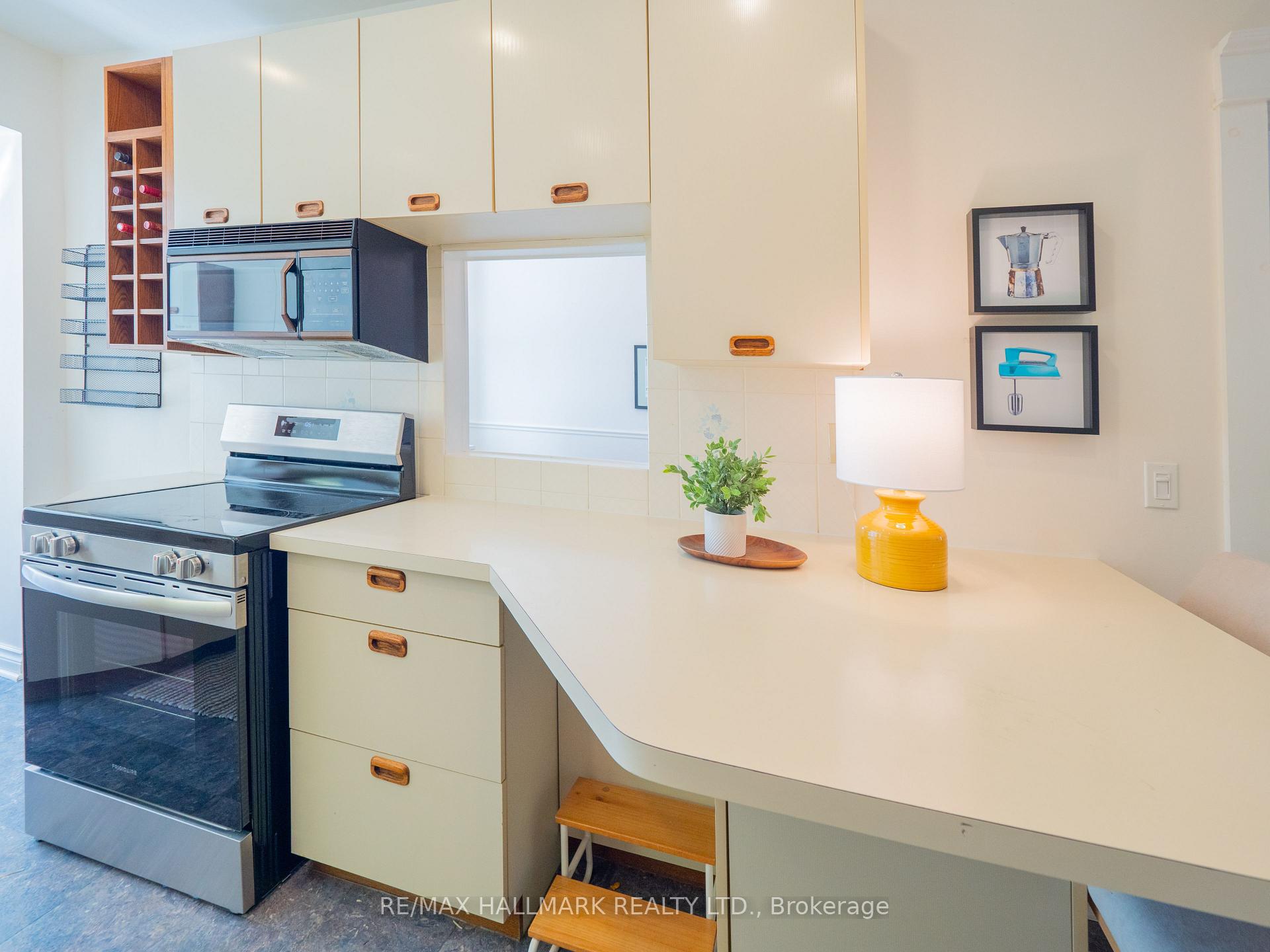 Photo 14 of 163 Browning Avenue, Toronto, Playter Estates-Danforth — HOMEH