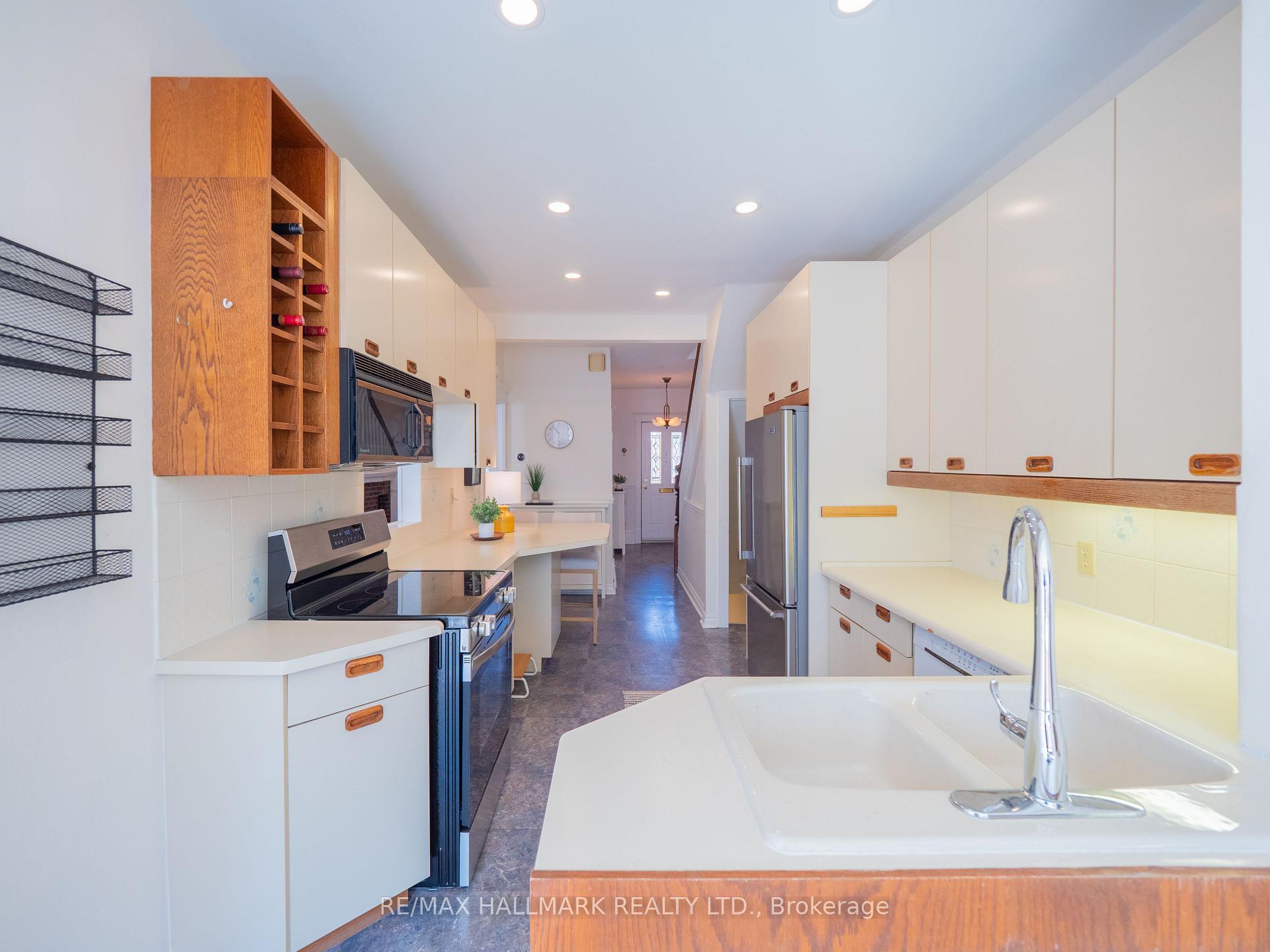 Photo 15 of 163 Browning Avenue, Toronto, Playter Estates-Danforth — HOMEH