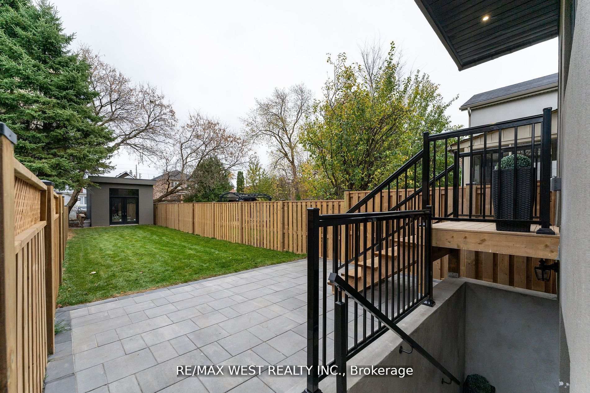 Photo 2 of Unit Lower, 411 Main Street, Toronto, Crescent Town — HOMEH