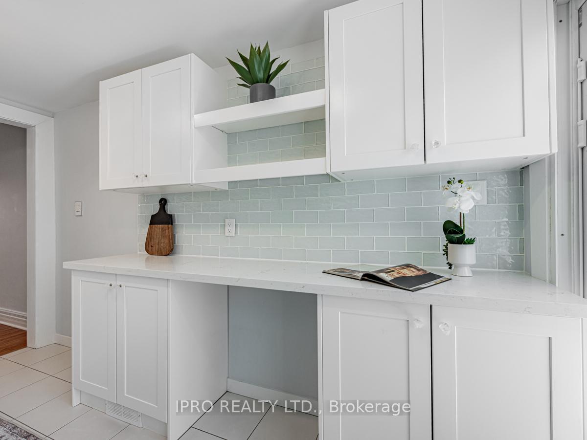 Photo 19 of 239 Lumsden Avenue, Toronto, Woodbine-Lumsden — HOMEH