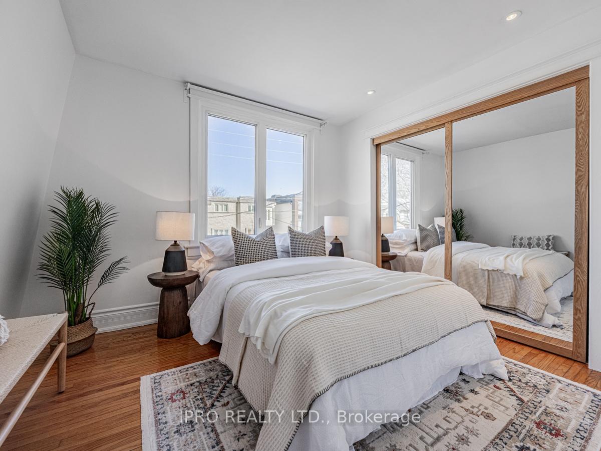 Photo 21 of 239 Lumsden Avenue, Toronto, Woodbine-Lumsden — HOMEH
