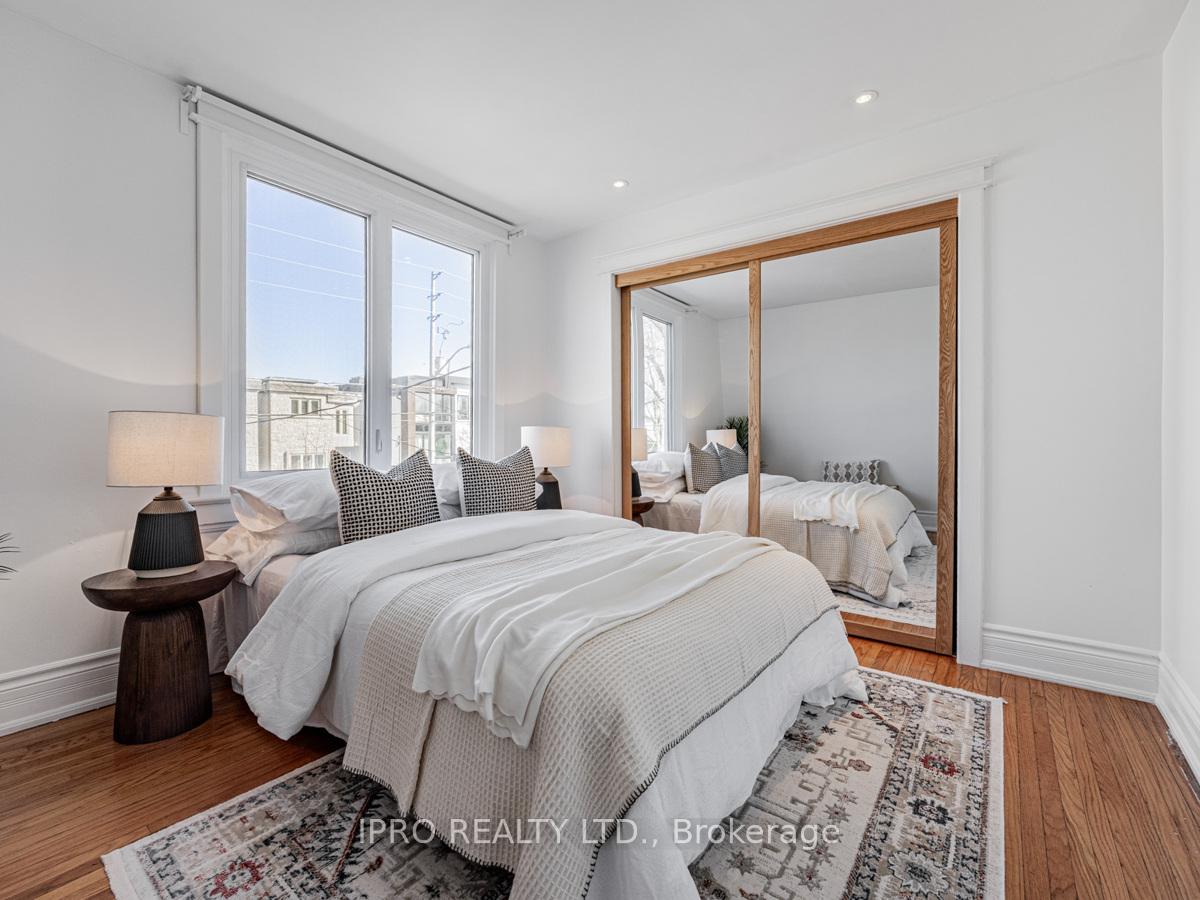 Photo 22 of 239 Lumsden Avenue, Toronto, Woodbine-Lumsden — HOMEH
