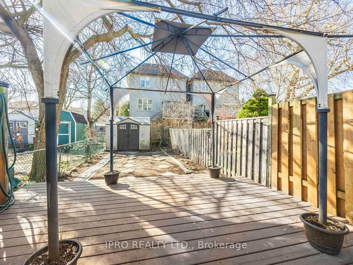 Photo 29 of 239 Lumsden Avenue, Toronto, Woodbine-Lumsden — HOMEH