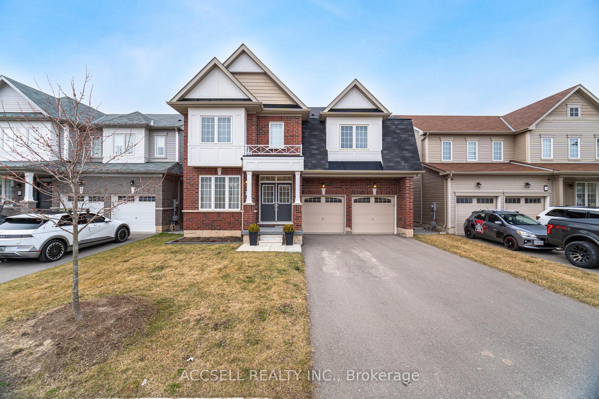 Photo 3 of 60 Esther Crescent, Thorold, Hurricane/Merrittville — HOMEH