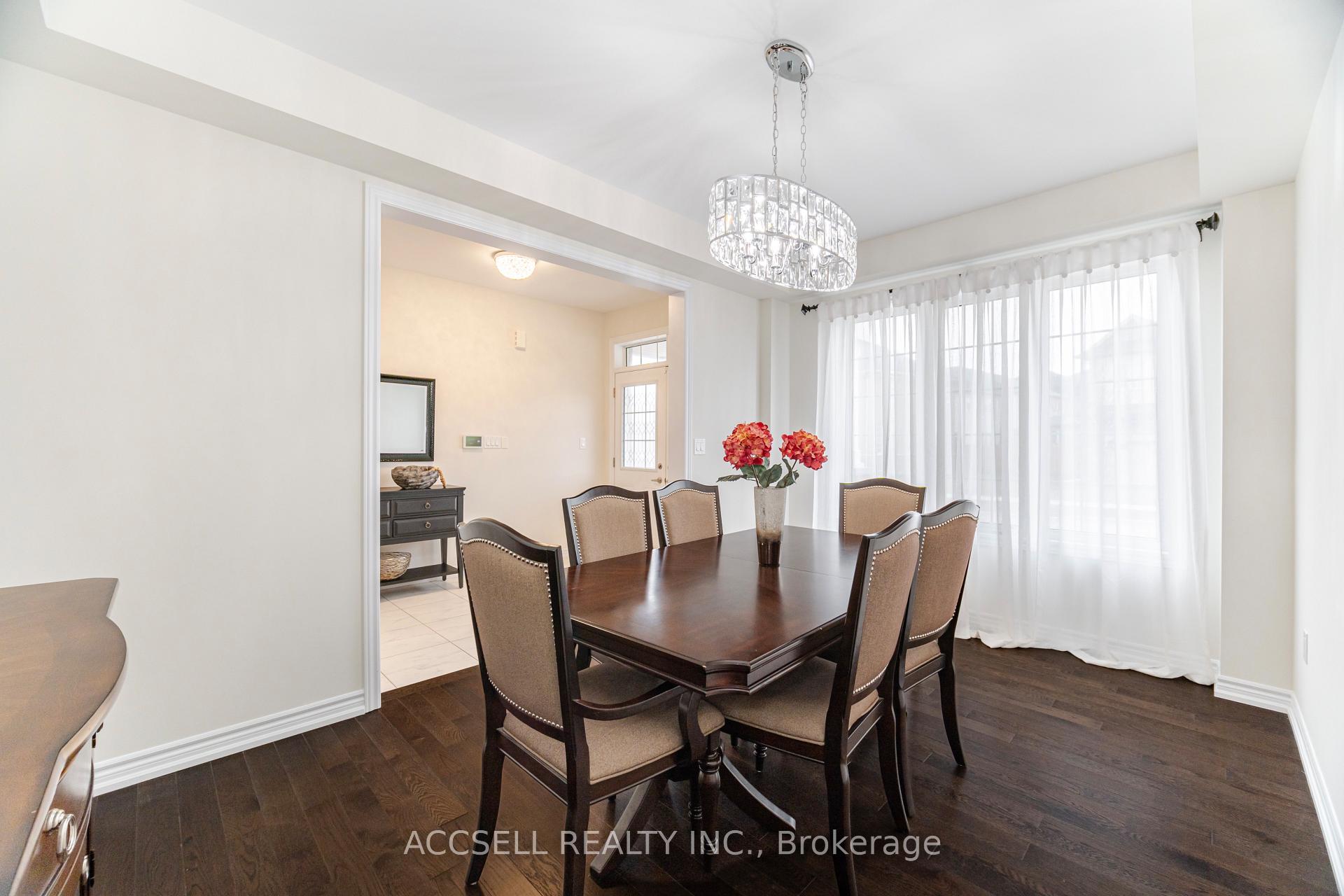 Photo 7 of 60 Esther Crescent, Thorold, Hurricane/Merrittville — HOMEH