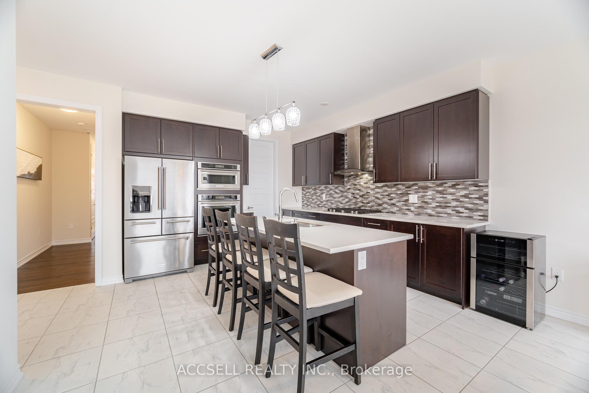 Photo 9 of 60 Esther Crescent, Thorold, Hurricane/Merrittville — HOMEH