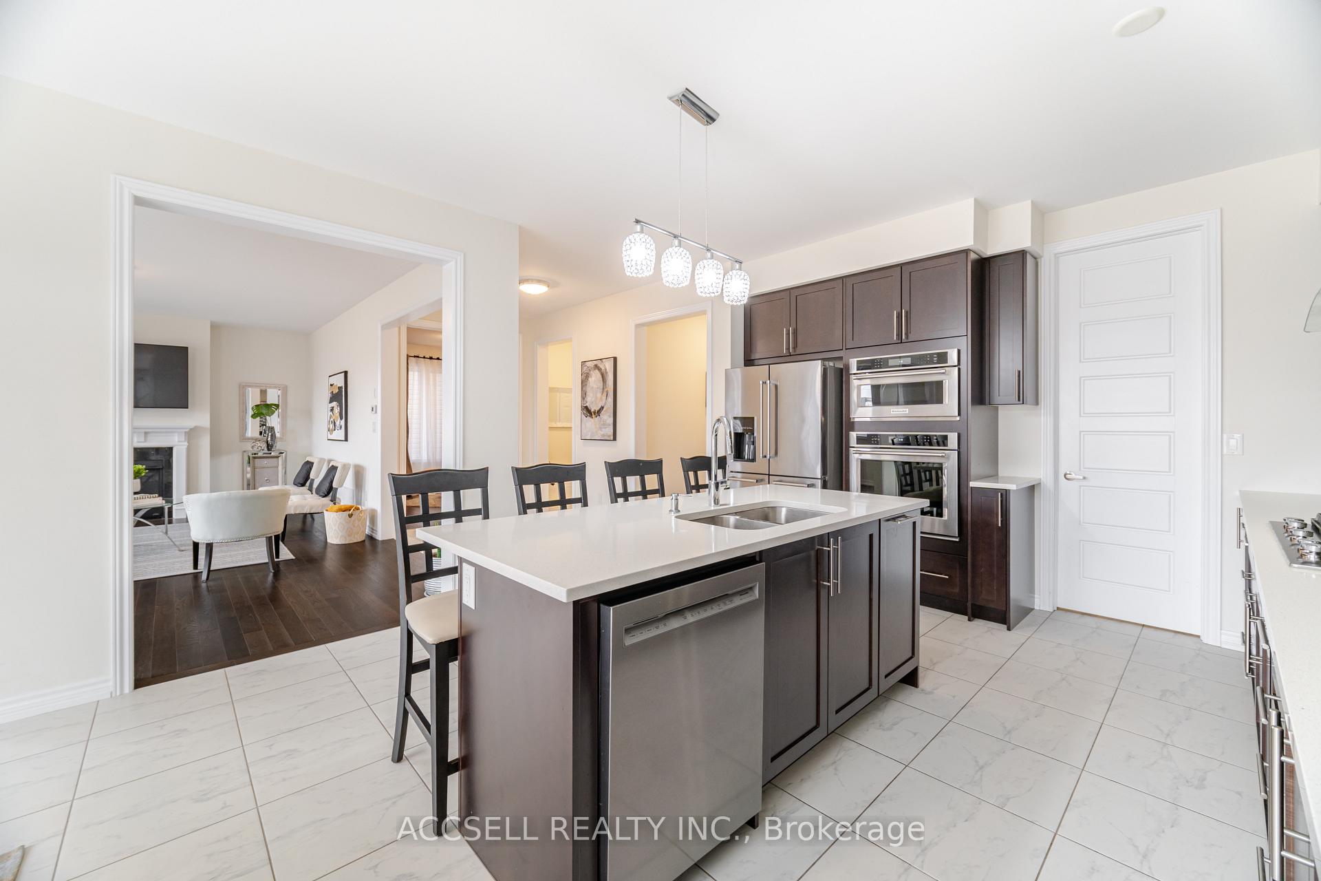 Photo 12 of 60 Esther Crescent, Thorold, Hurricane/Merrittville — HOMEH