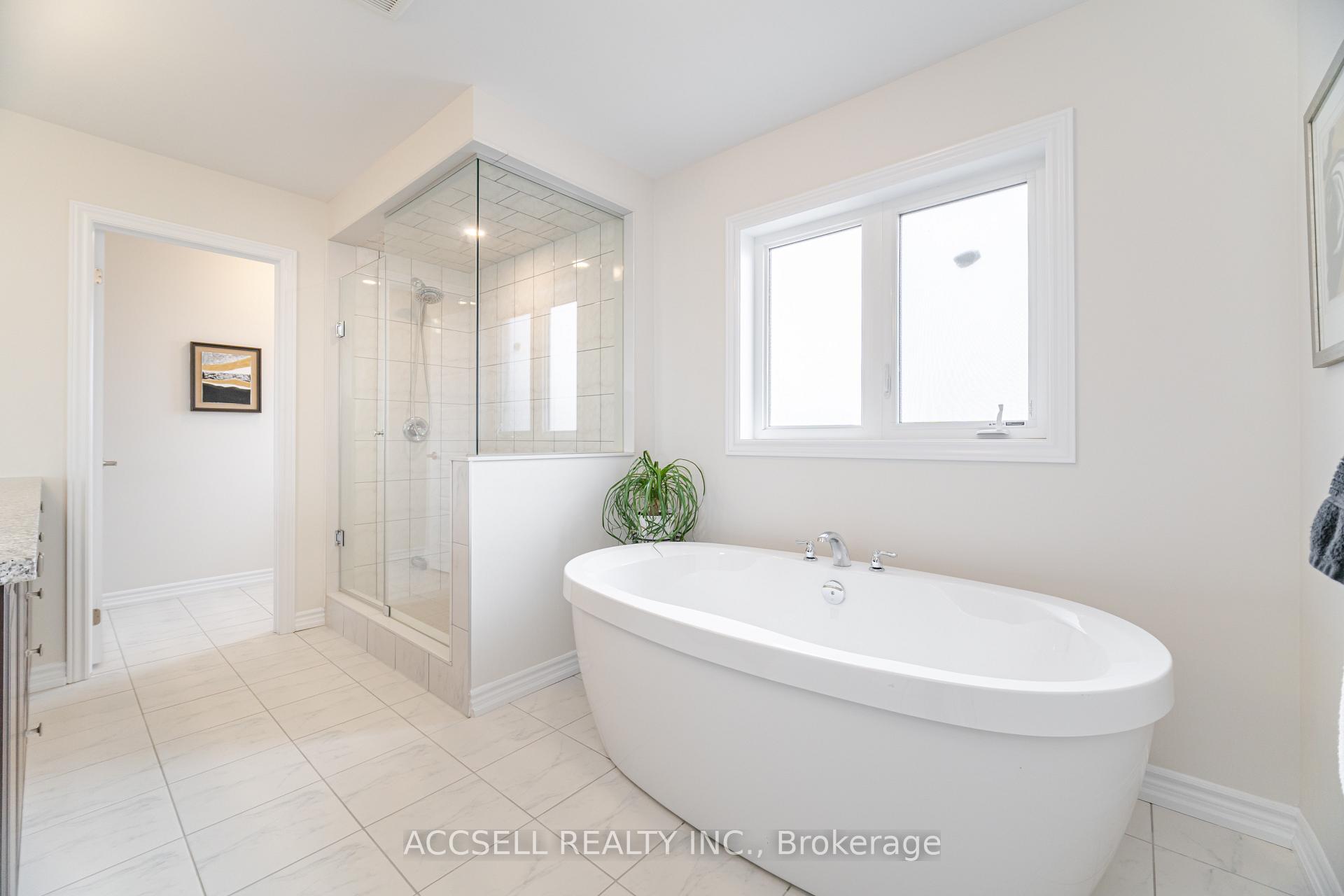 Photo 29 of 60 Esther Crescent, Thorold, Hurricane/Merrittville — HOMEH