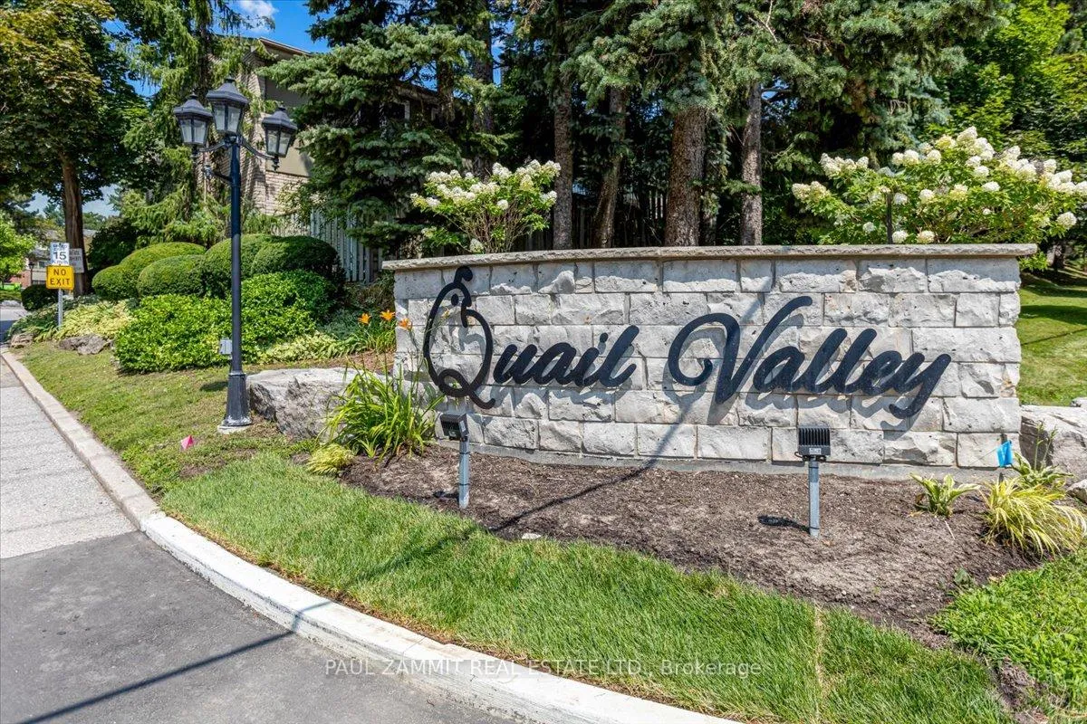 Photo 3 of 90 Quail Valley Crescent, Markham, German Mills — HOMEH