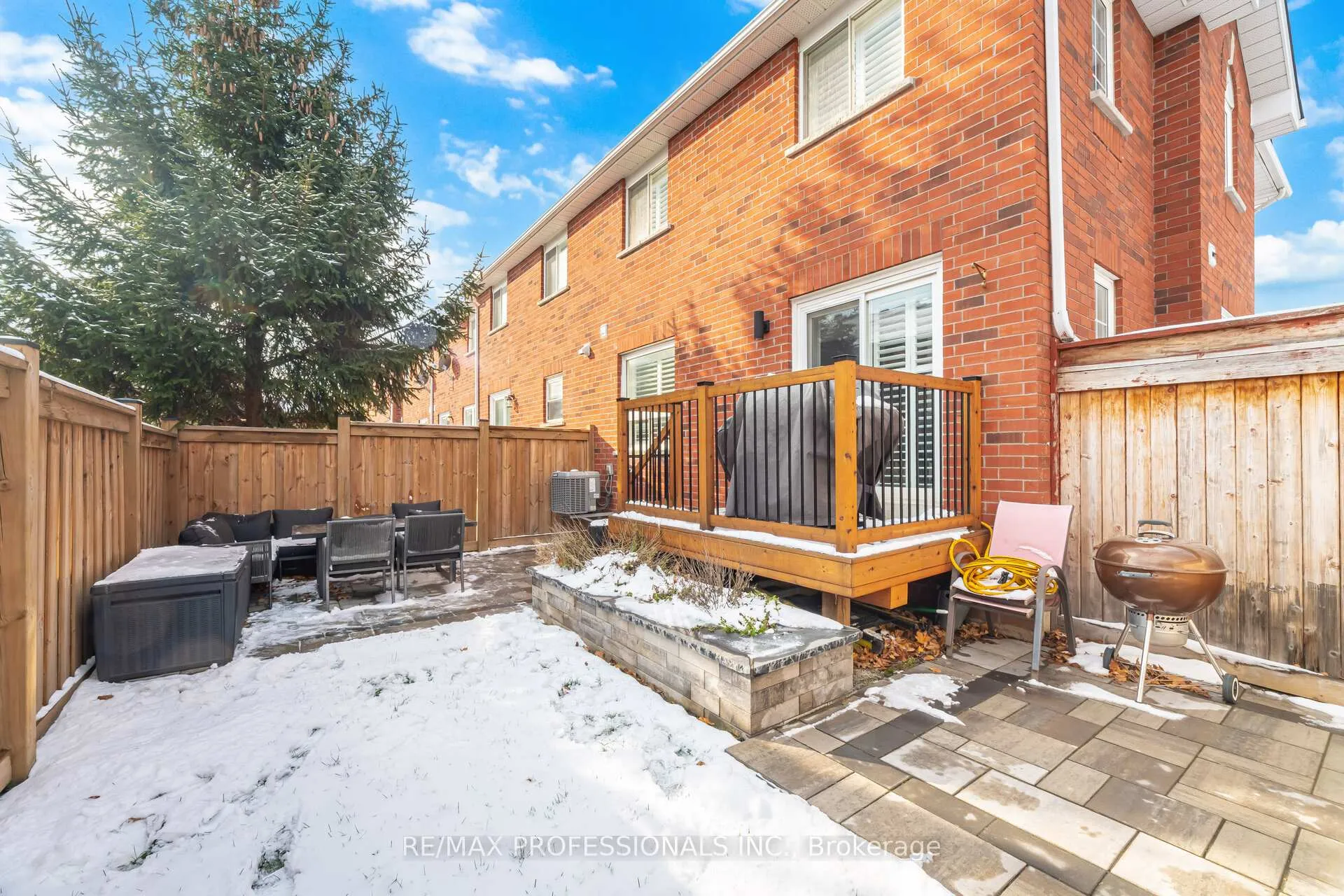 Photo 49 of 2 Dawson Crescent, Milton, Old Milton — HOMEH