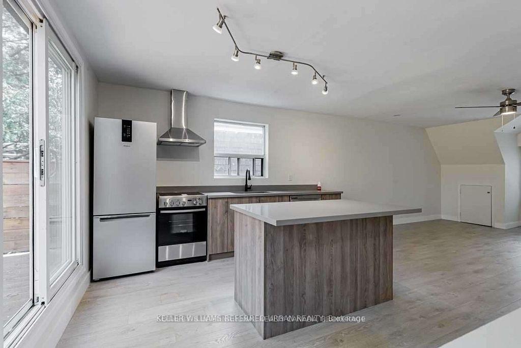 Photo 8 of Unit Upper, 29 Boulton Avenue, Toronto, South Riverdale — HOMEH