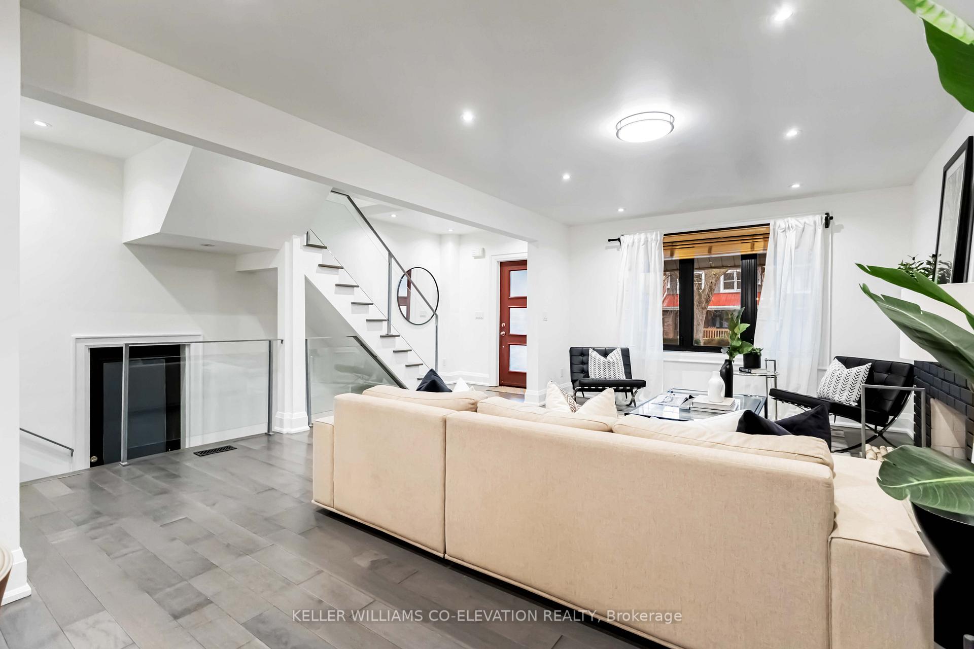 Photo 15 of 19 Oakdene Crescent, Toronto, Danforth — HOMEH