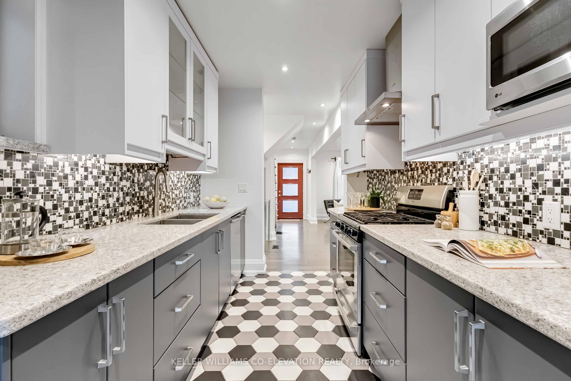 Photo 18 of 19 Oakdene Crescent, Toronto, Danforth — HOMEH