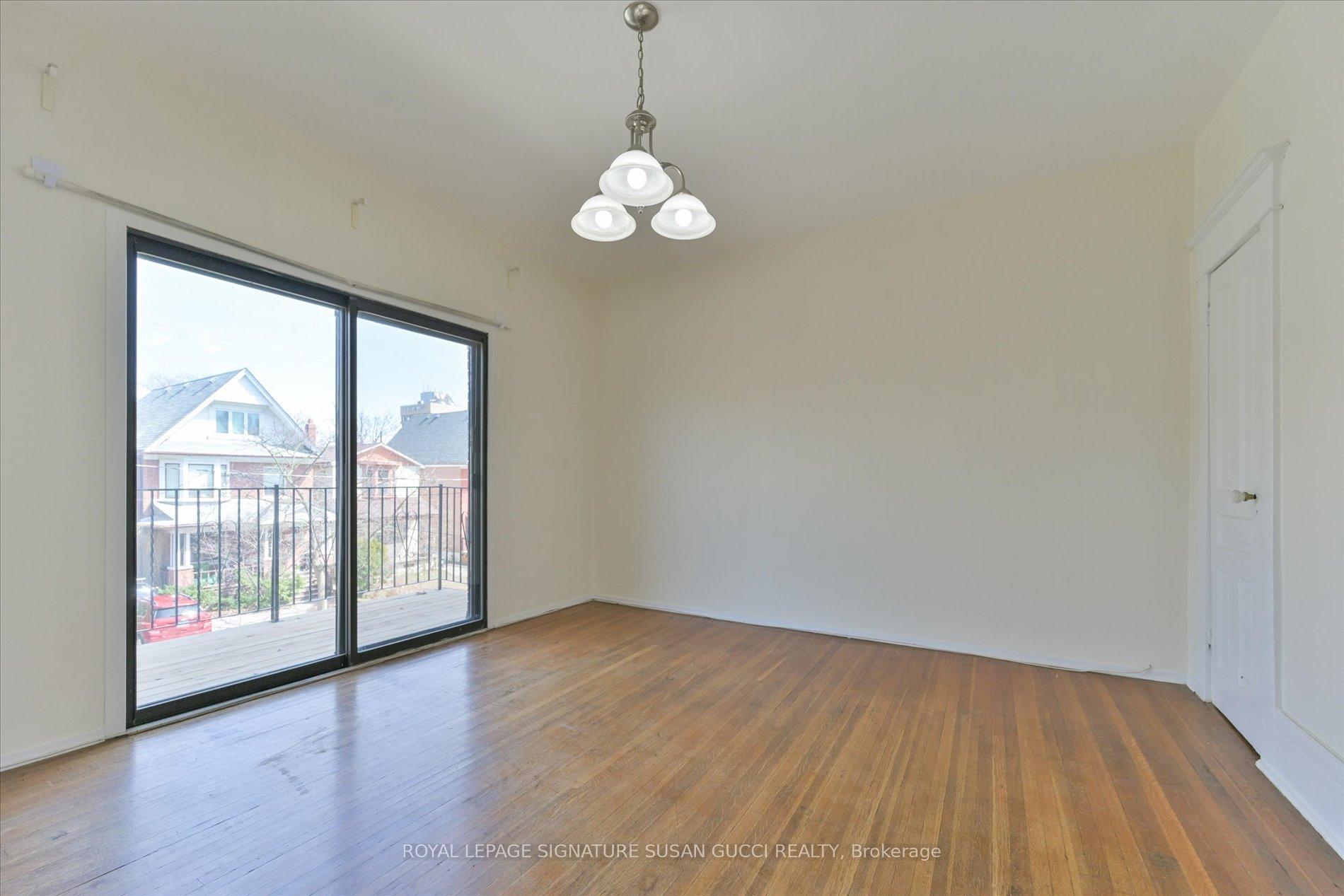 Photo 8 of Unit Upper, 870 Carlaw Avenue, Toronto, Playter Estates-Danforth — HOMEH