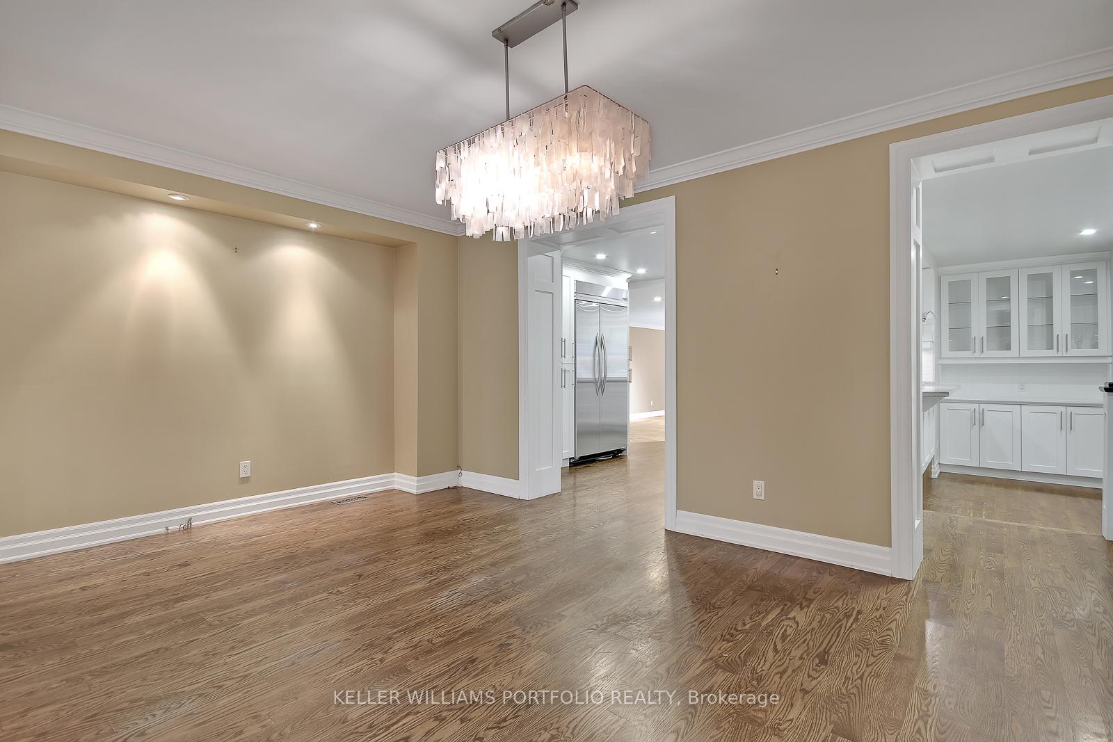 Photo 4 of 53 Duncannon Drive, Toronto, Forest Hill South — HOMEH